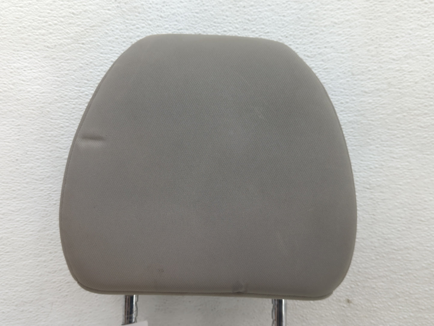 2016-2018 Honda Hr-v Headrest Head Rest Front Driver Passenger Seat Grey - Oemusedautoparts1.com