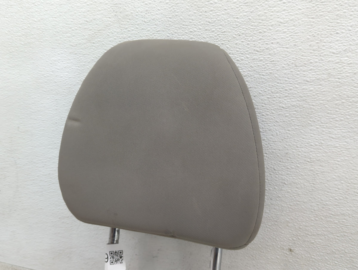 2016-2018 Honda Hr-v Headrest Head Rest Front Driver Seat Grey - Oemusedautoparts1.com