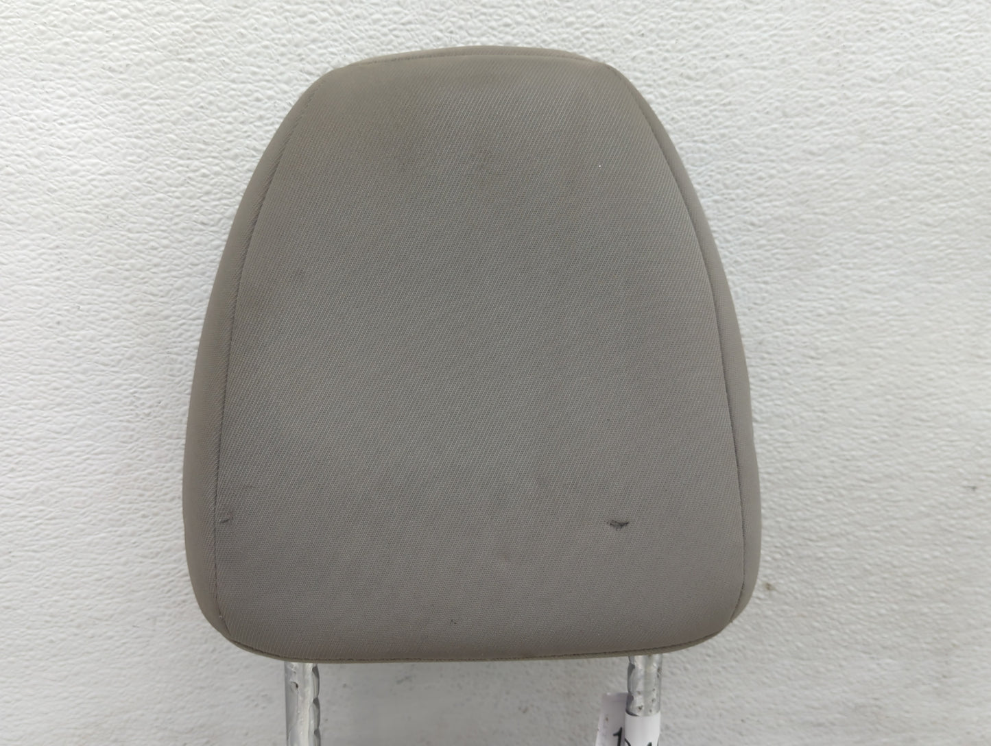2016-2018 Honda Hr-v Headrest Head Rest Front Driver Seat Grey - Oemusedautoparts1.com