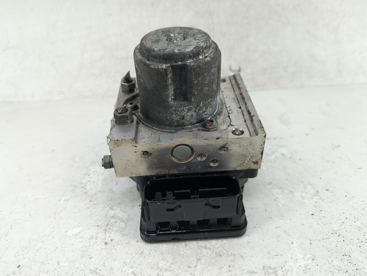 2016-2018 Honda Hr-V ABS Pump Control Module Replacement Fits Fits 2016 2017 2018 OEM Used Auto Parts - Oemusedautoparts1.co