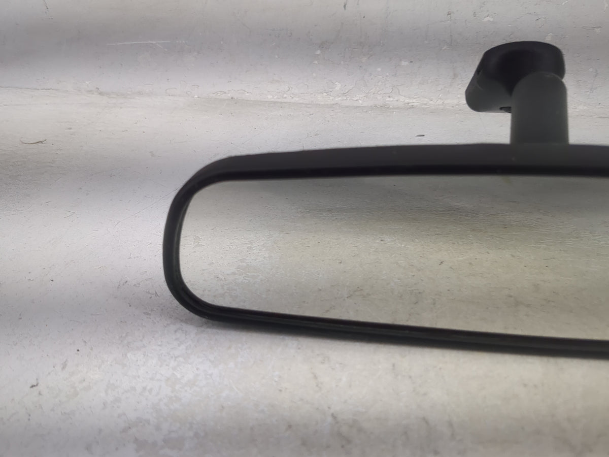 2016-2022 Honda Hr-V Interior Rear View Mirror Replacement OEM P/N:E11 045617 E11 015617 Fits OEM Used Auto Parts - Oemuseda