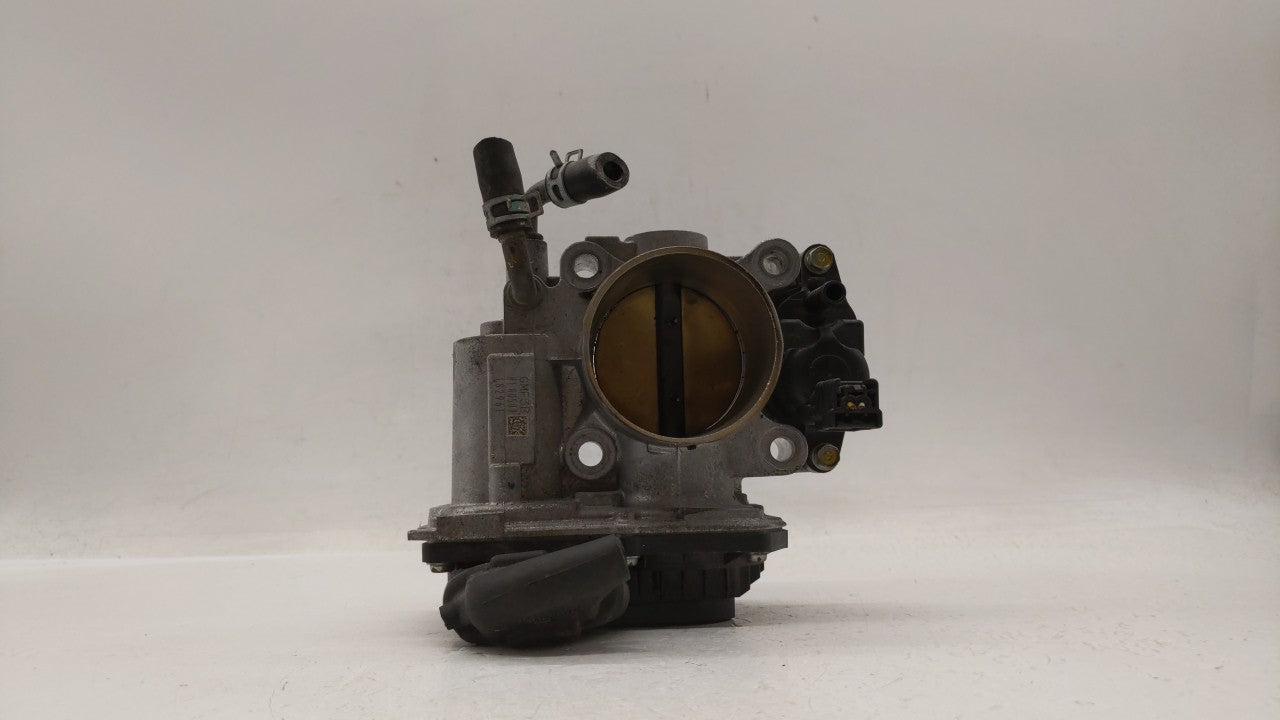 2016-2019 Honda Hr-V Throttle Body P/N:GMF3B Fits Fits 2012 2013 2014 2015 2016 2017 2018 2019 OEM Used Auto Parts - Oemused