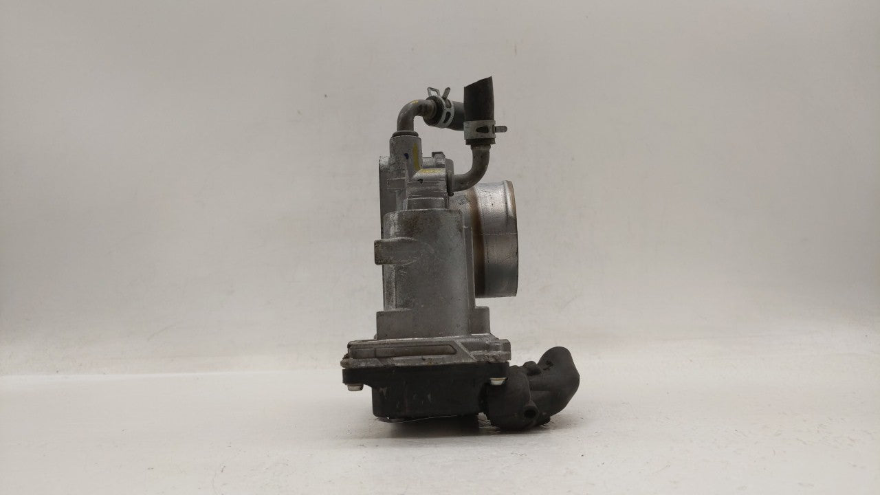 2016-2019 Honda Hr-V Throttle Body P/N:GMF3B Fits Fits 2012 2013 2014 2015 2016 2017 2018 2019 OEM Used Auto Parts - Oemused