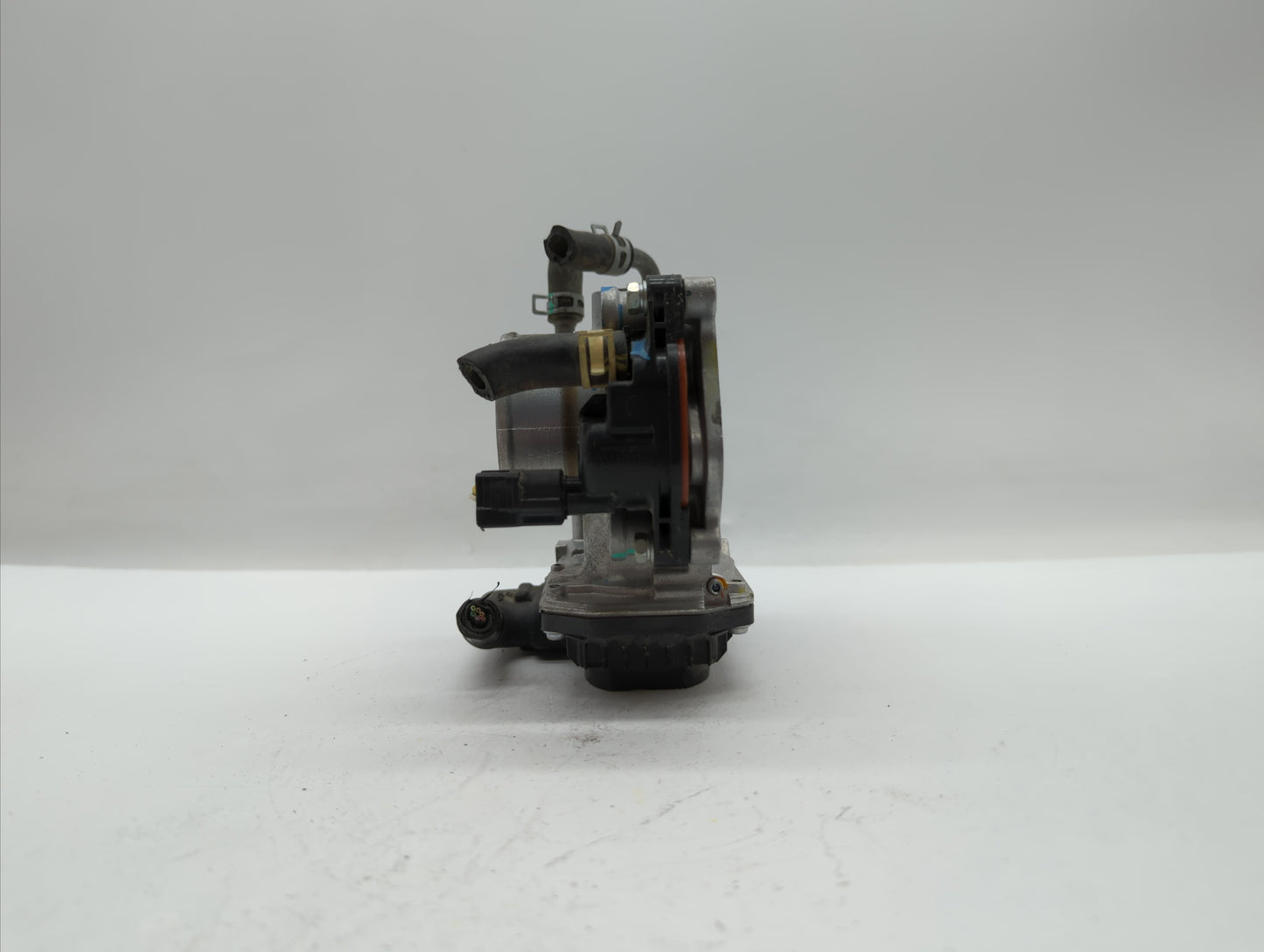 2016-2019 Honda Hr-V Throttle Body P/N:GMF3B Fits Fits 2012 2013 2014 2015 2016 2017 2018 2019 OEM Used Auto Parts - Oemused