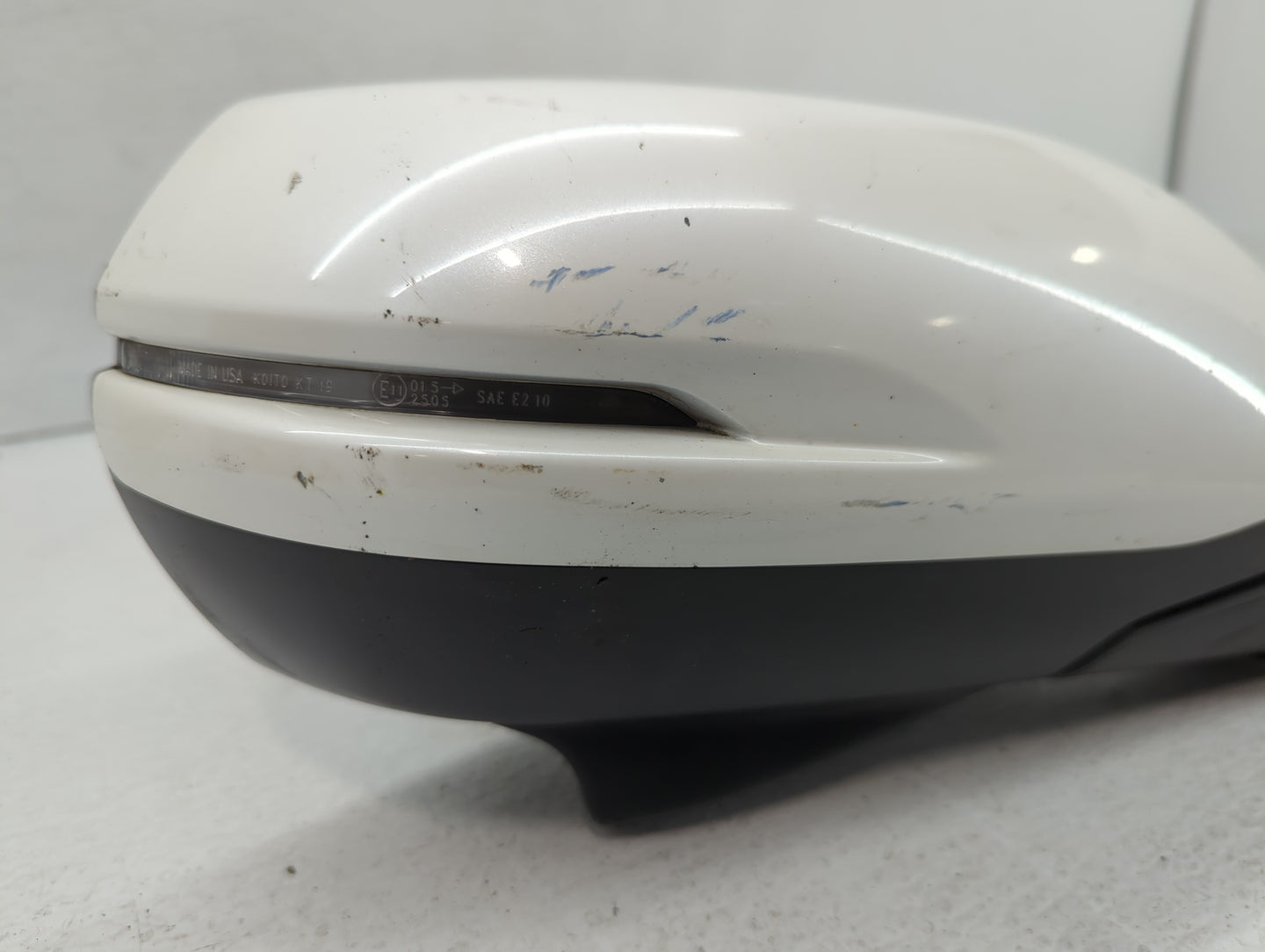 2018 Honda Hr-V Side Mirror Replacement Driver Left View Door Mirror P/N:A53400NH788P0761 Fits OEM Used Auto Parts - Oemused