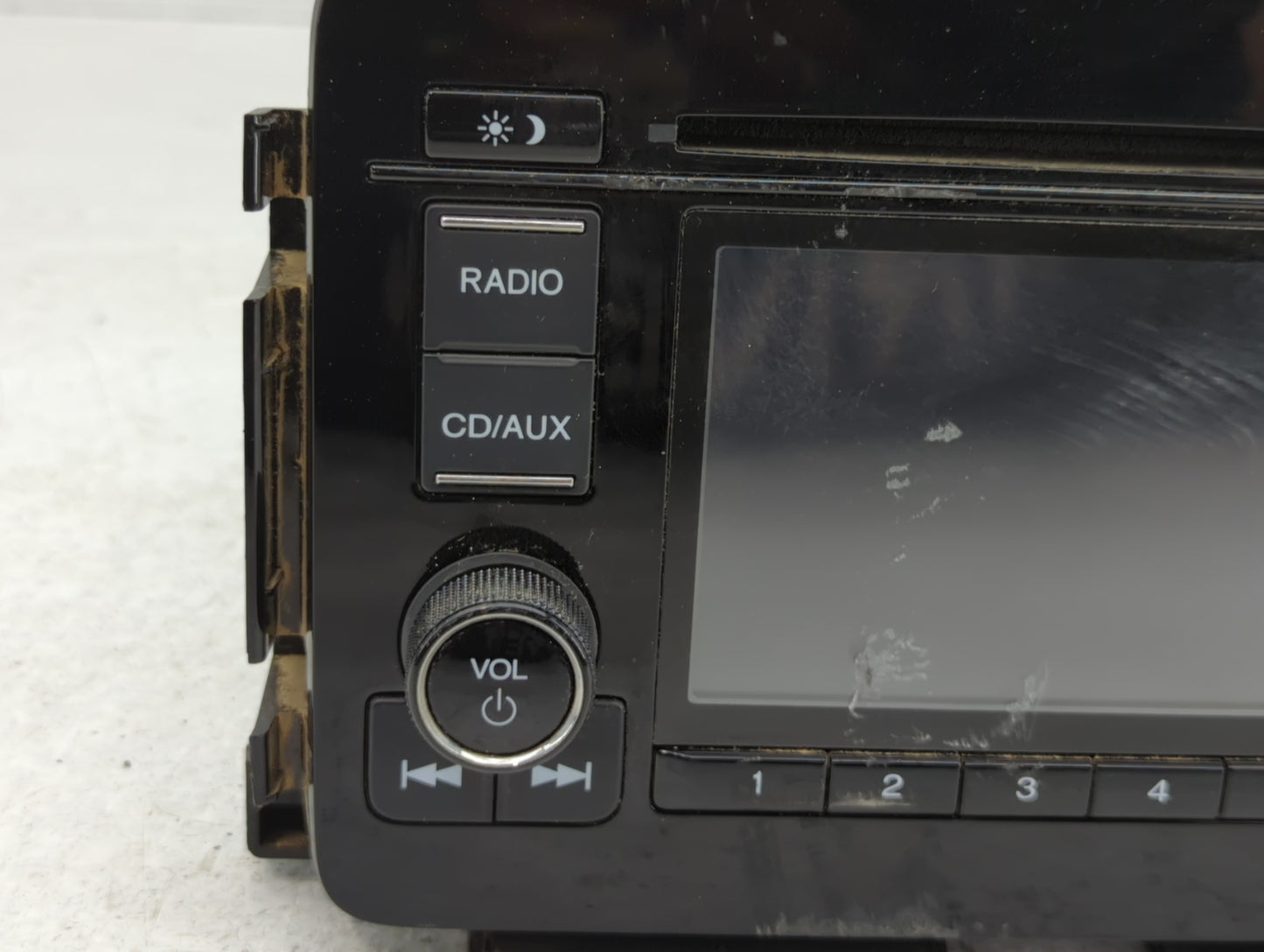 2018-2018 Honda Hr-v Am Fm Cd Player Radio Receiver - Oemusedautoparts1.com