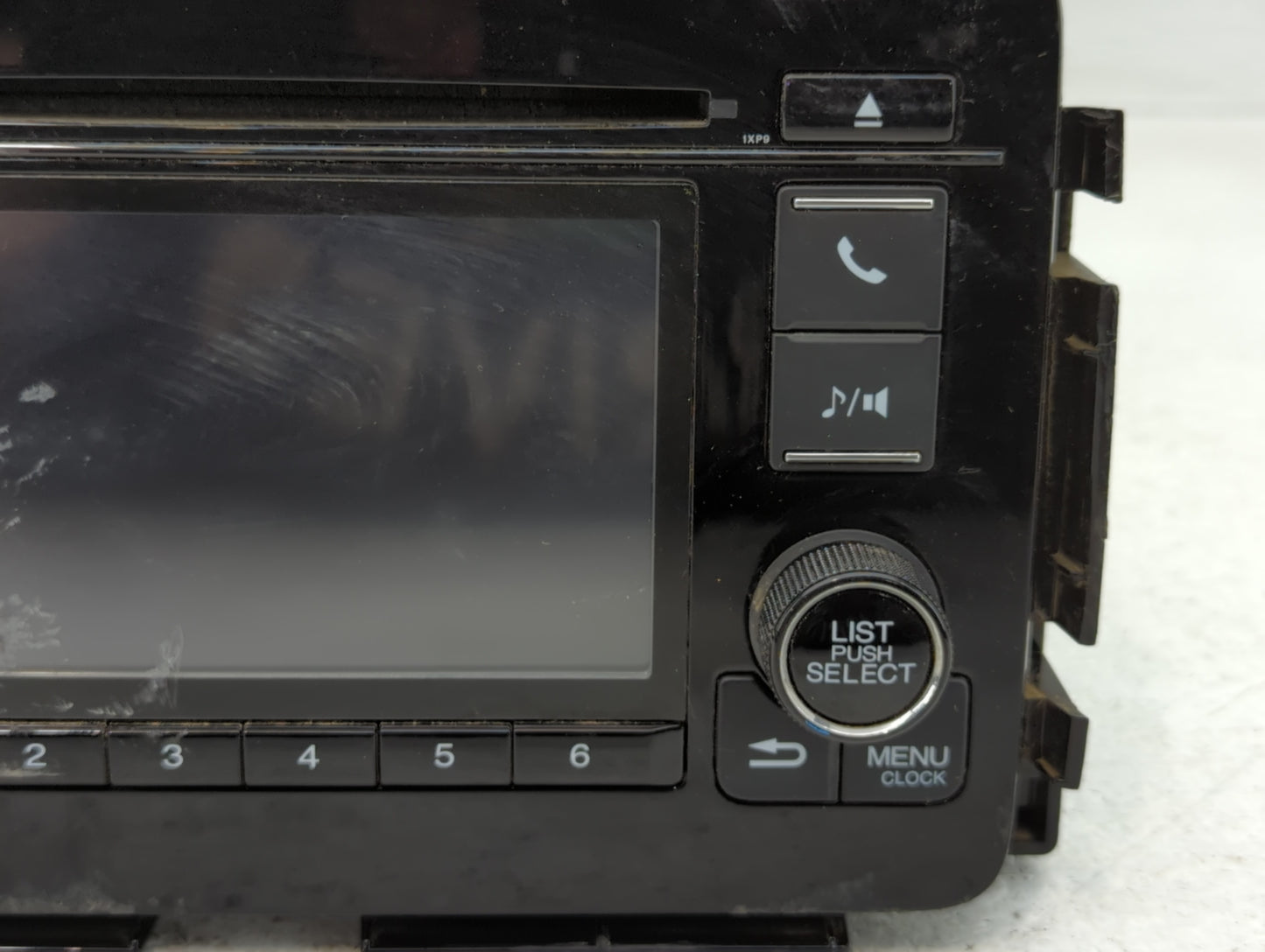 2018-2018 Honda Hr-v Am Fm Cd Player Radio Receiver - Oemusedautoparts1.com