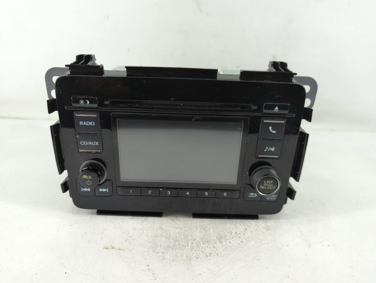 2018 Honda Hr-V Radio AM FM Cd Player Receiver Replacement P/N:39100-T7W-A110-M1 Fits OEM Used Auto Parts - Oemusedautoparts