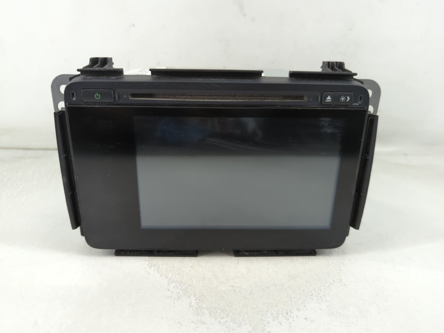 2018 Honda Hr-V Radio AM FM Cd Player Receiver Replacement P/N:39100-T7W-A320-M1 Fits OEM Used Auto Parts - Oemusedautoparts