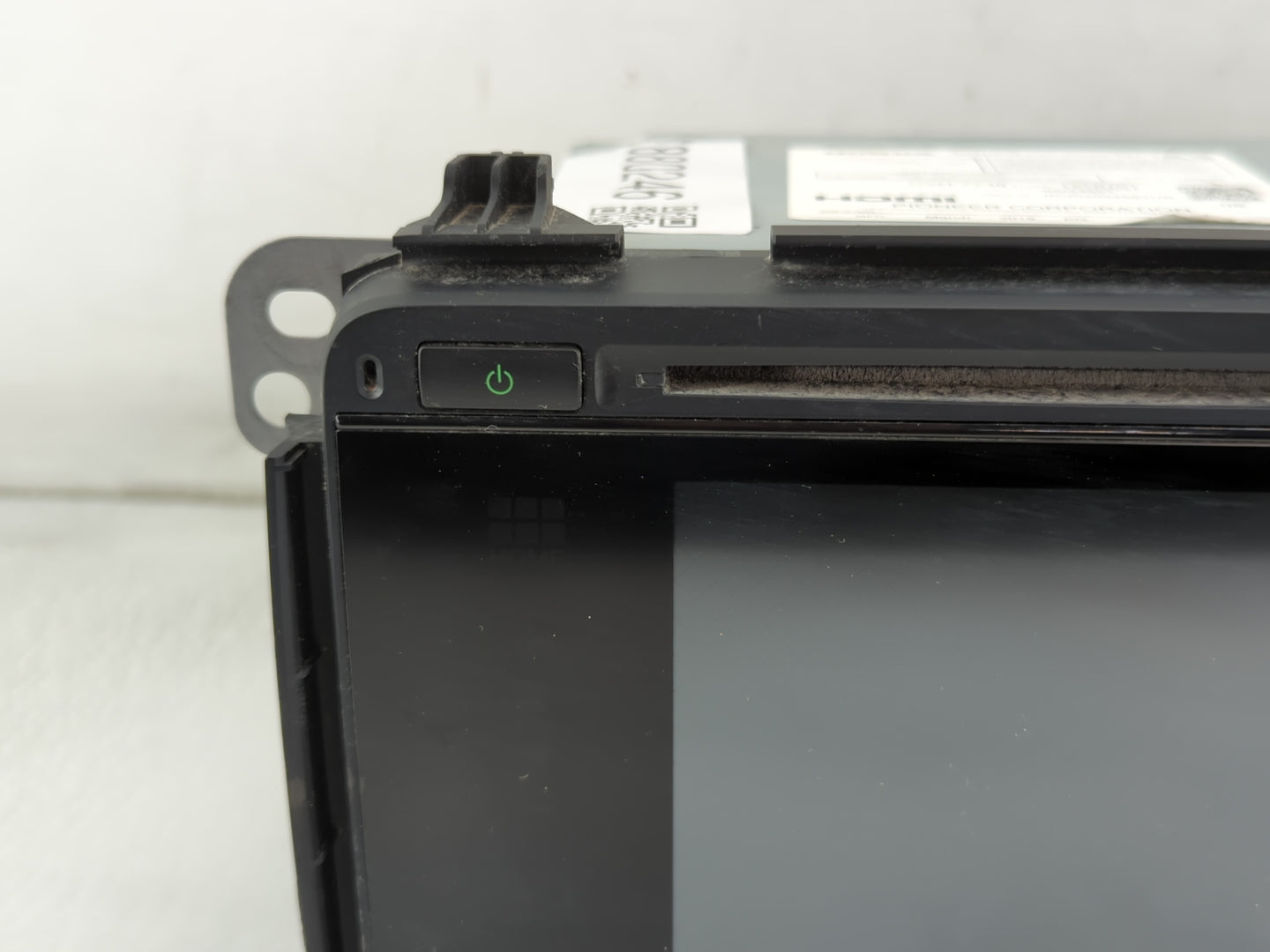 2018 Honda Hr-V Radio AM FM Cd Player Receiver Replacement P/N:39100-T7W-A320-M1 Fits OEM Used Auto Parts - Oemusedautoparts