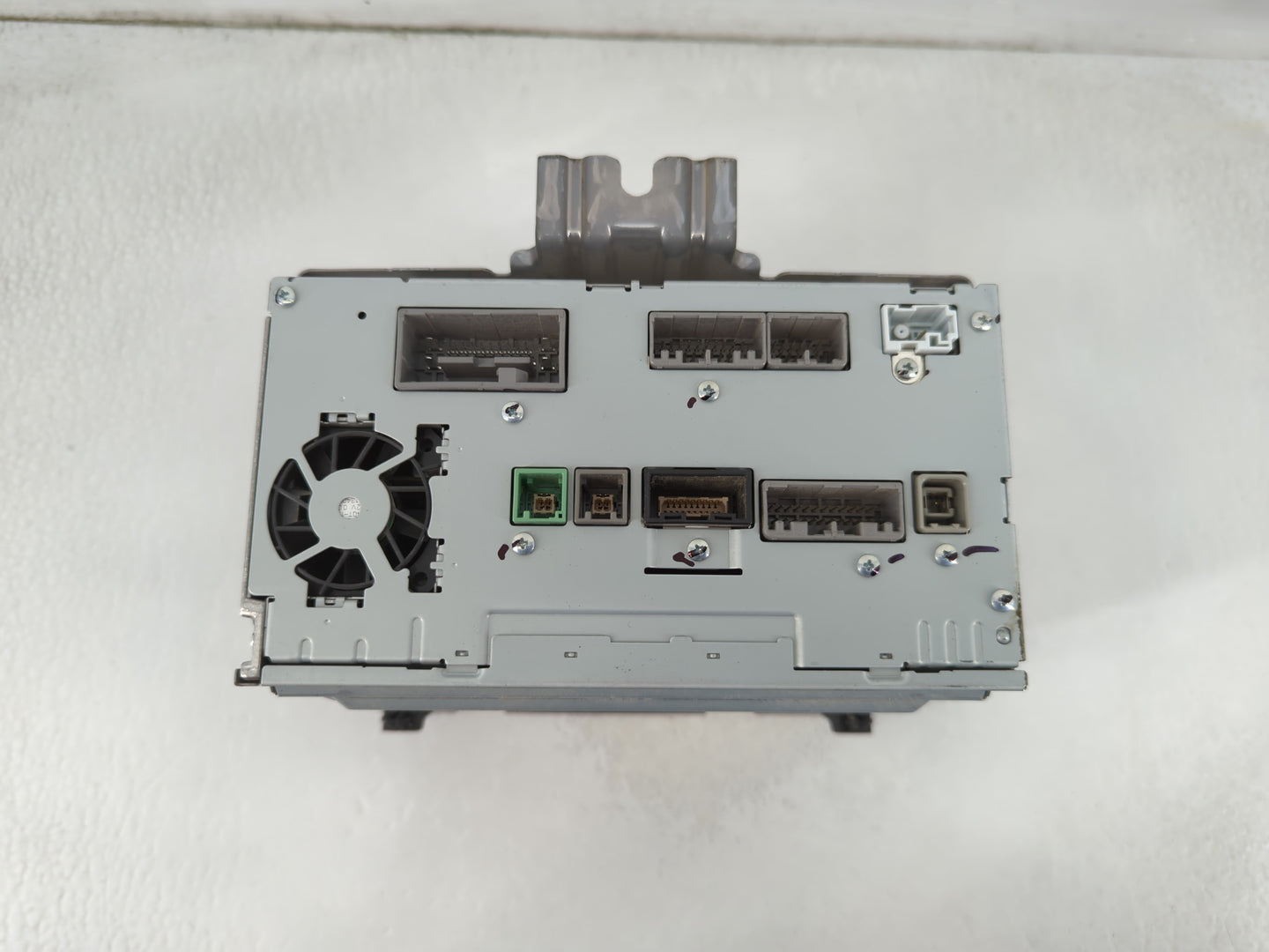 2018 Honda Hr-V Radio AM FM Cd Player Receiver Replacement P/N:39100-T7W-A320-M1 Fits OEM Used Auto Parts - Oemusedautoparts