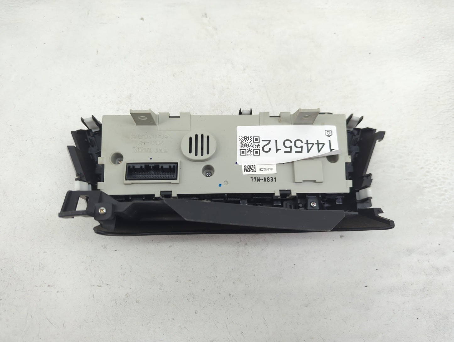 2018 Honda Hrv Climate Control Module Temperature AC/Heater Replacement P/N:T7W-A831 Fits Fits 2016 2017 2019 2020 2021 2022