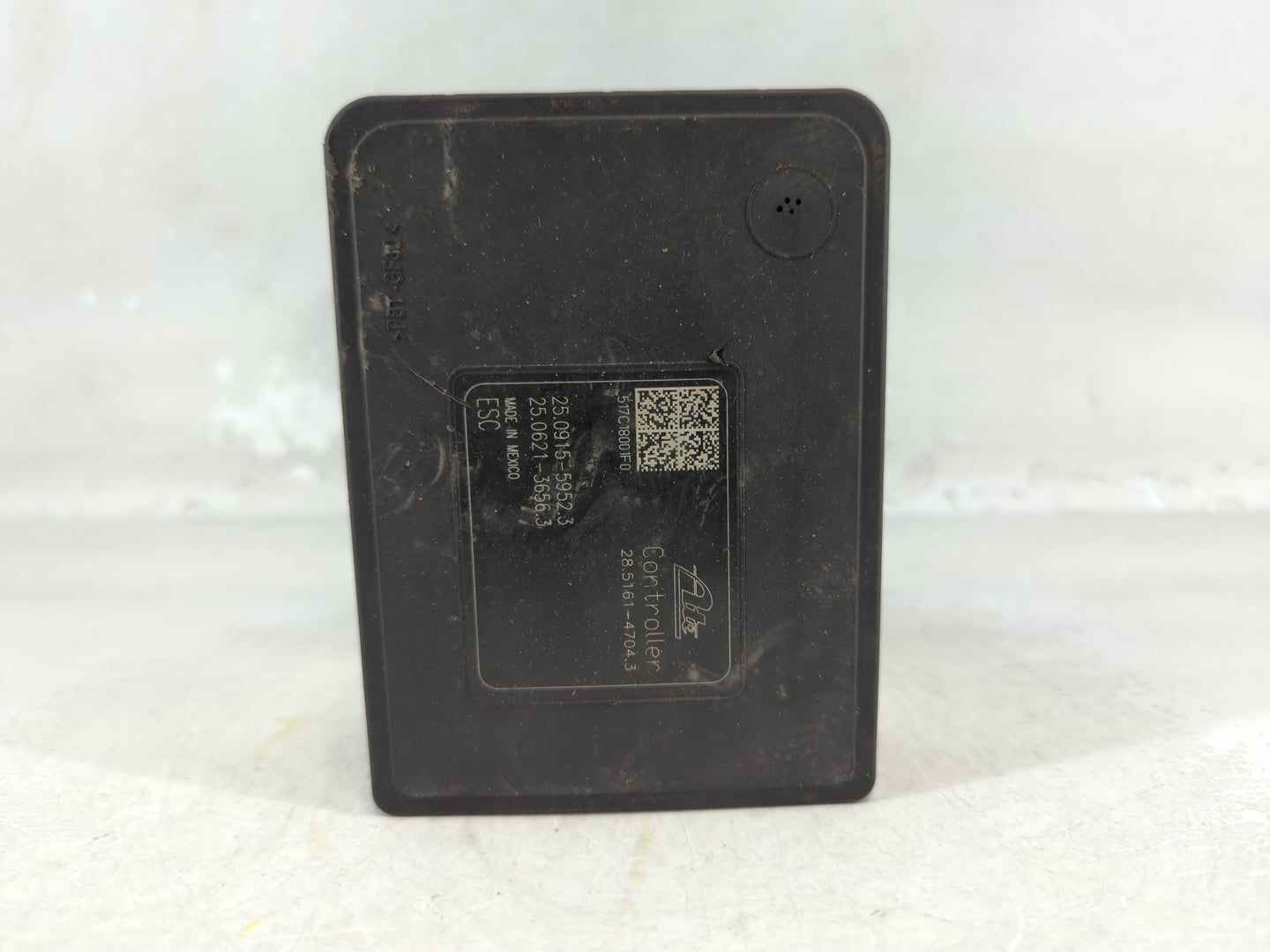 2018 Honda Odyssey ABS Pump Control Module Replacement P/N:57110THR A040M1 57110THR Fits OEM Used Auto Parts - Oemusedautopa