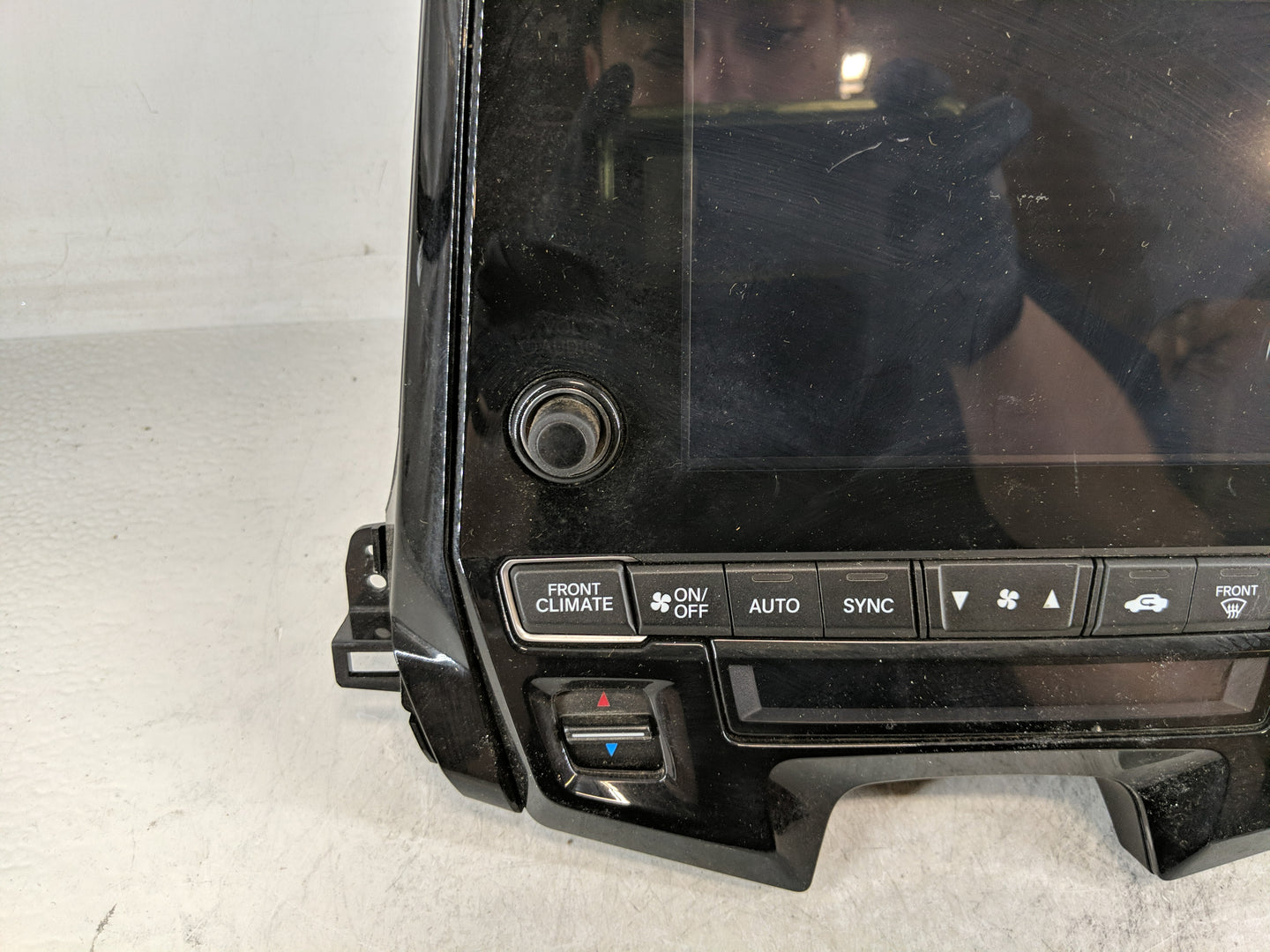 2018 Honda Odyssey Radio AM FM Cd Player Receiver Replacement P/N:79600THRA520M1 Fits OEM Used Auto Parts - Oemusedautoparts