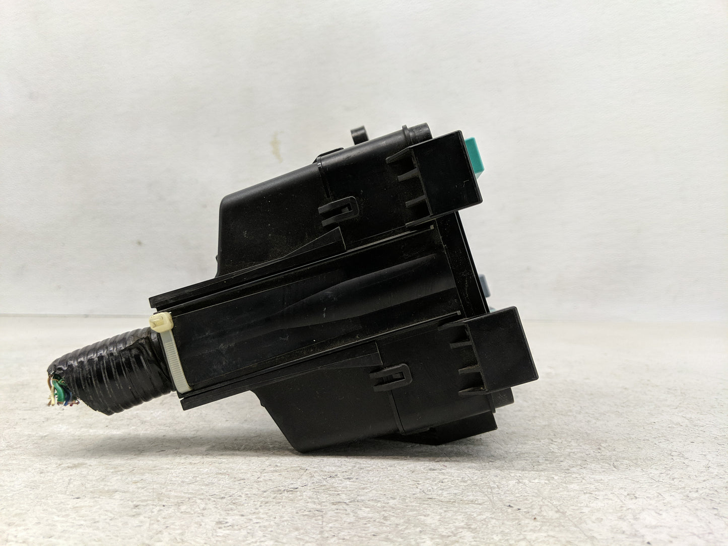 2018 Honda Odyssey Fusebox Fuse Box Panel Relay Module Fits OEM Used Auto Parts - Oemusedautoparts1.com
