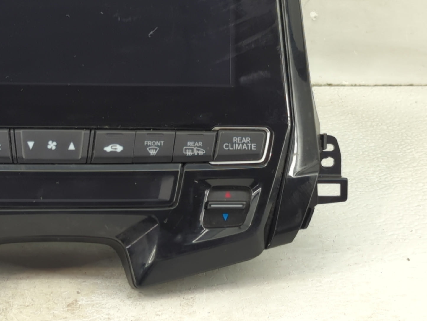 2018 Honda Odyssey Radio AM FM Cd Player Receiver Replacement P/N:RD6A7AA Fits OEM Used Auto Parts - Oemusedautoparts1.com
