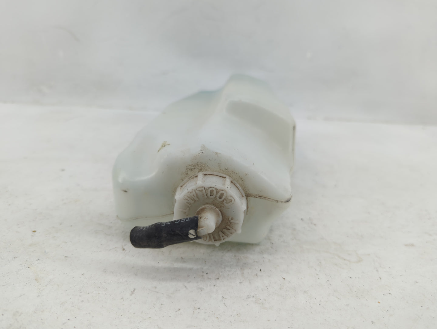 2018 Honda Odyssey Radiator Coolant Overflow Expansion Tank Bottle - Oemusedautoparts1.com