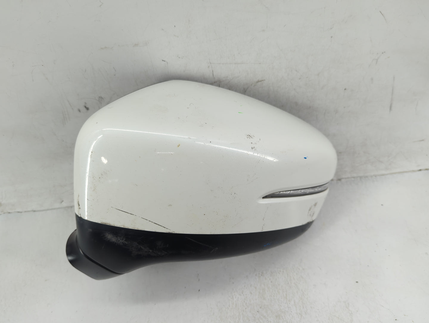 2018 Honda Odyssey Driver Side View Mirror - Left Door Mirror OEM Used - Oemusedautoparts1.com