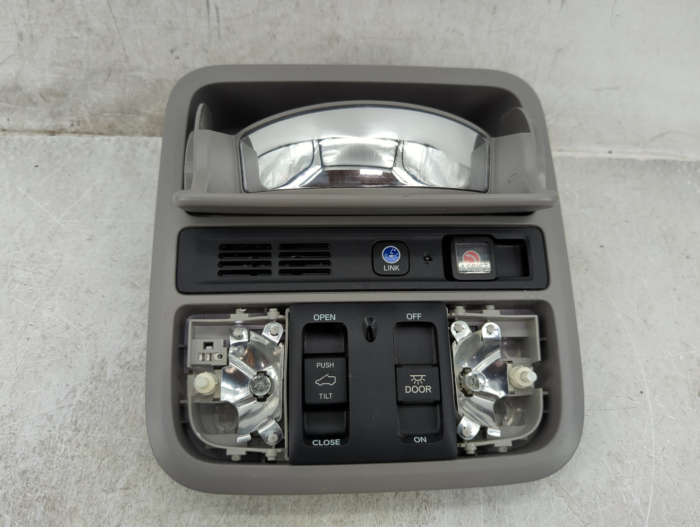 2018 Honda Odyssey Overhead Roof Console - Oemusedautoparts1.com