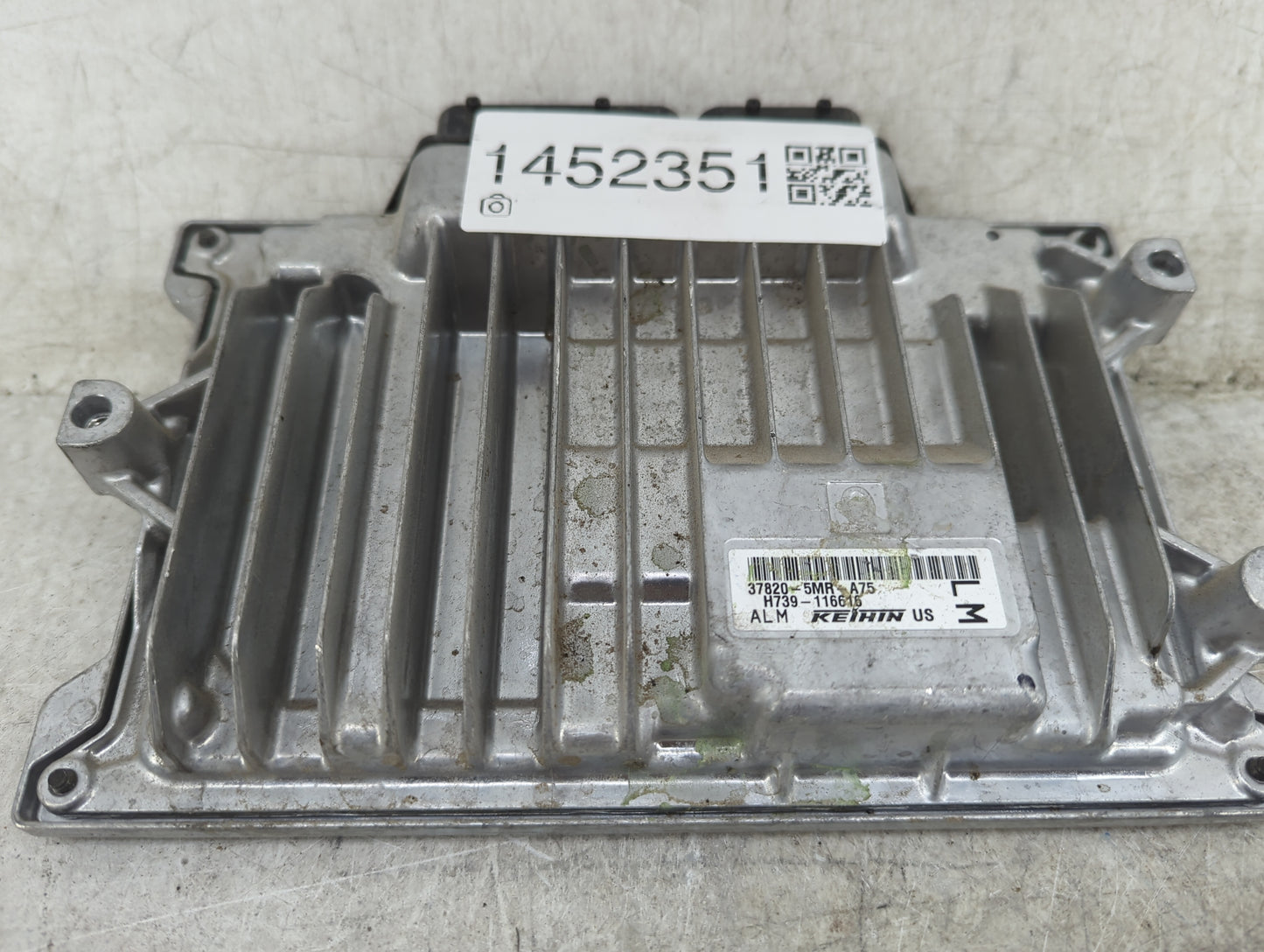 2018 Honda Odyssey PCM Engine Control Computer ECU ECM PCU OEM P/N:37820-5MR-A75 H739-116615 Fits OEM Used Auto Parts - Oemu