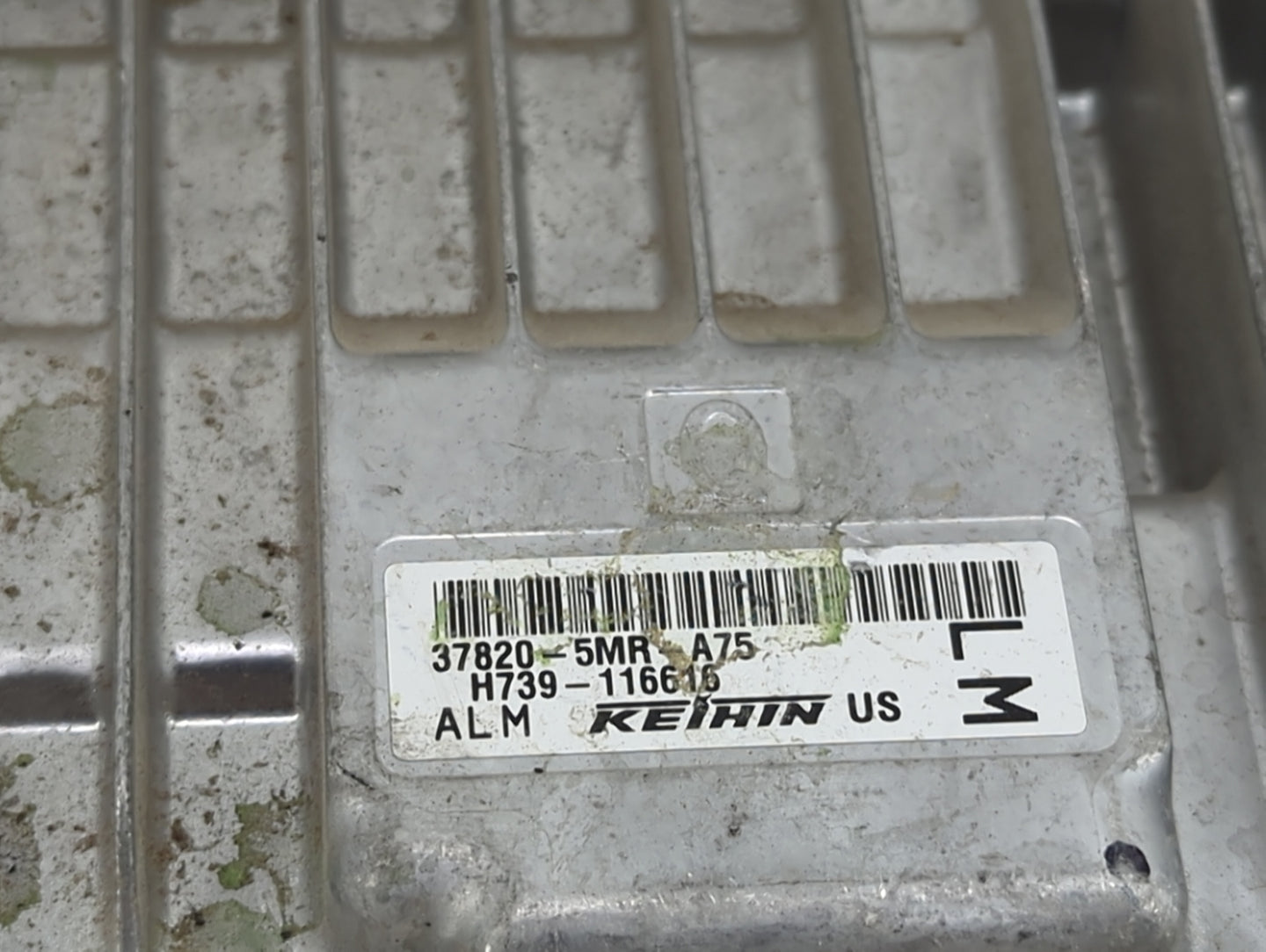 2018 Honda Odyssey PCM Engine Control Computer ECU ECM PCU OEM P/N:37820-5MR-A75 H739-116615 Fits OEM Used Auto Parts - Oemu