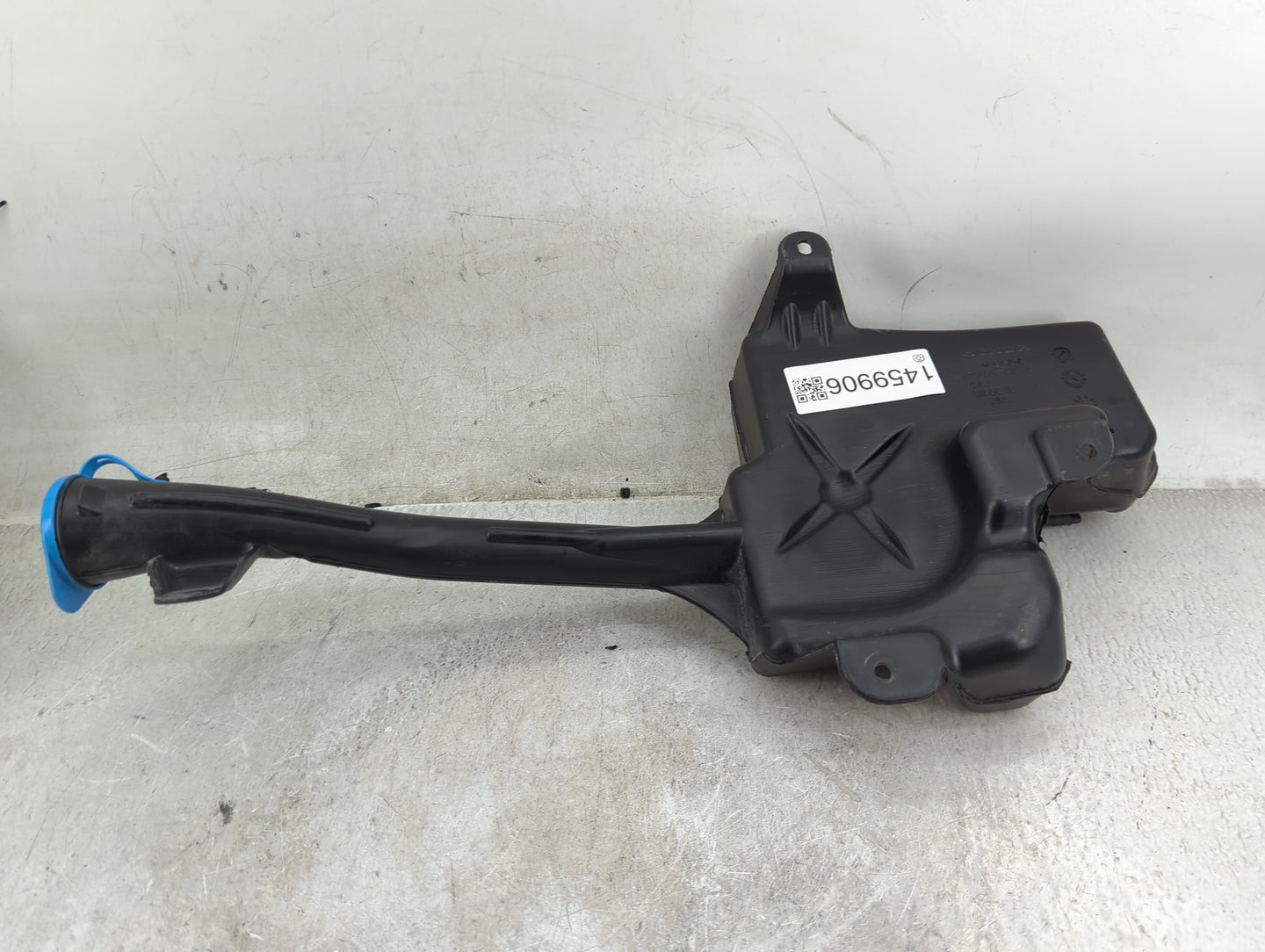 2018 Honda Odyssey Windshield Washer Fluid Reservoir Bottle Oem - Oemusedautoparts1.com
