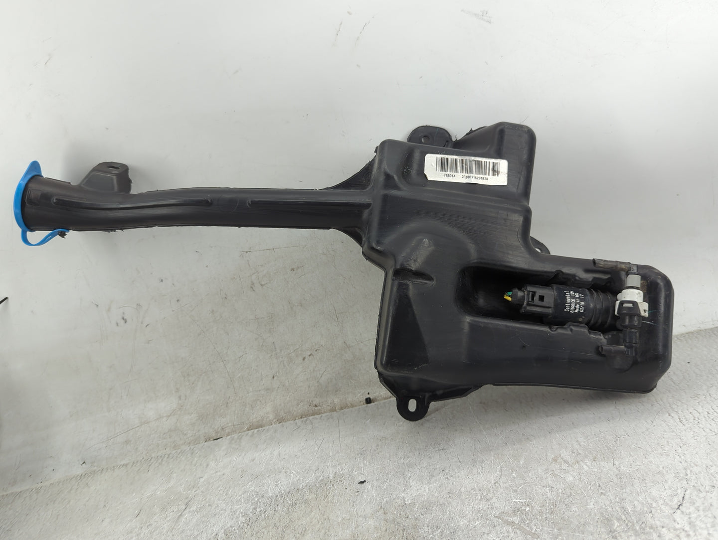 2018 Honda Odyssey Windshield Washer Fluid Reservoir Bottle Oem - Oemusedautoparts1.com
