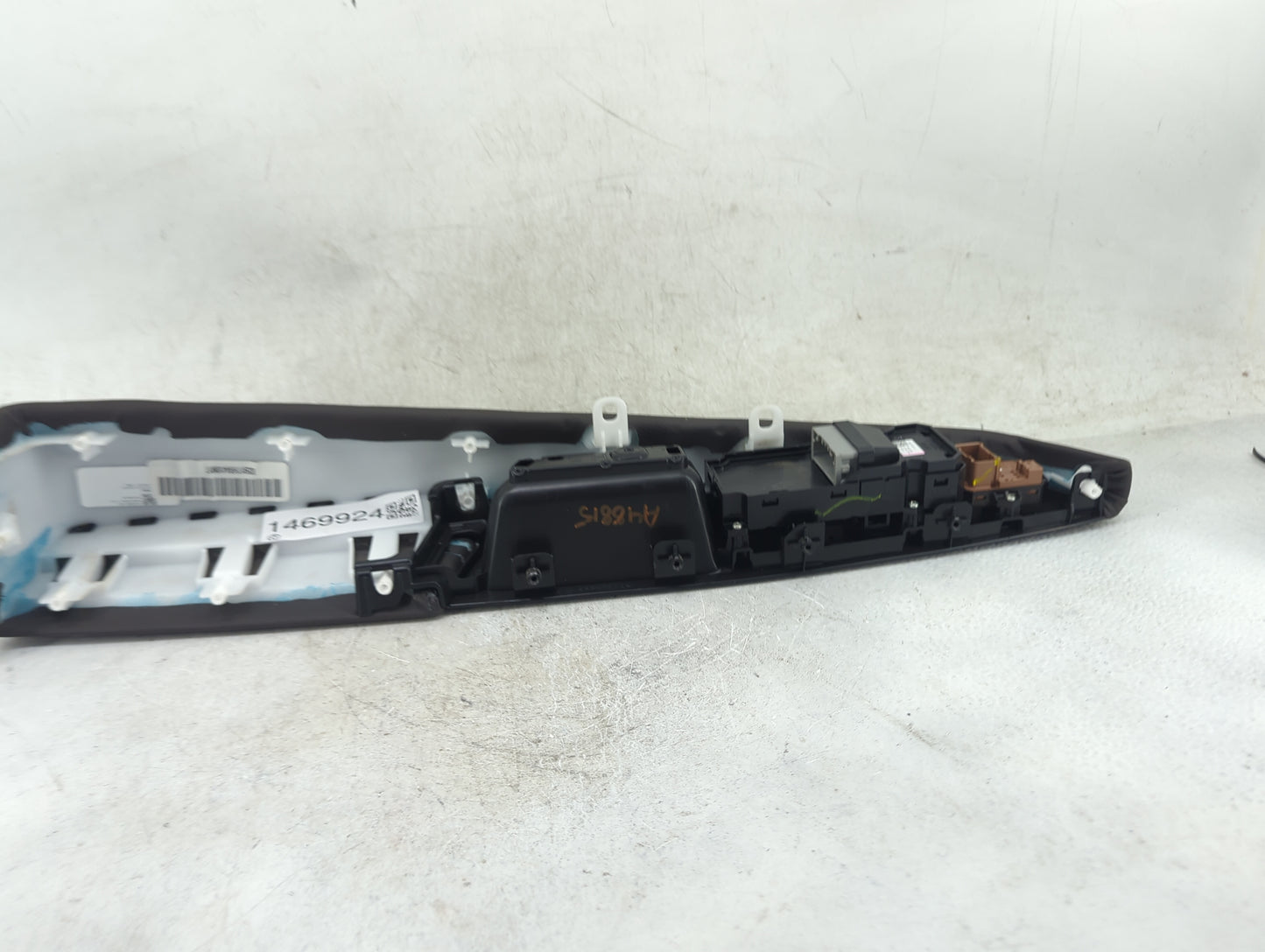 2018 Honda Odyssey Master Power Window Switch Replacement Driver Side Left Fits OEM Used Auto Parts - Oemusedautoparts1.com