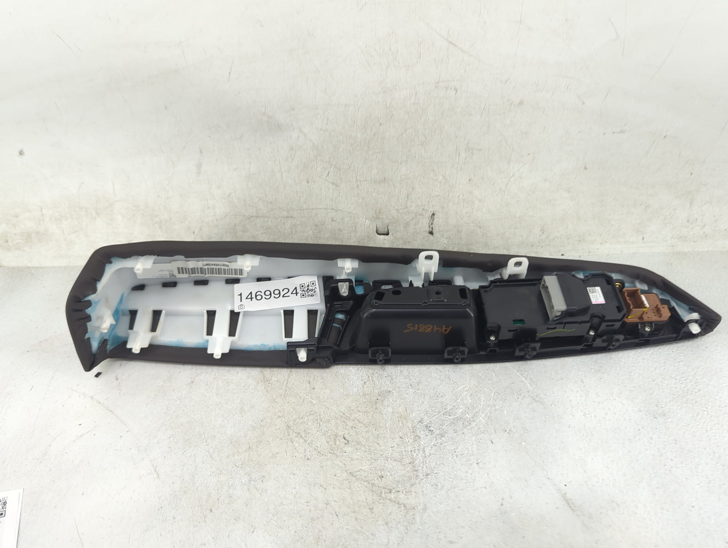 2018 Honda Odyssey Master Power Window Switch Replacement Driver Side Left Fits OEM Used Auto Parts - Oemusedautoparts1.com