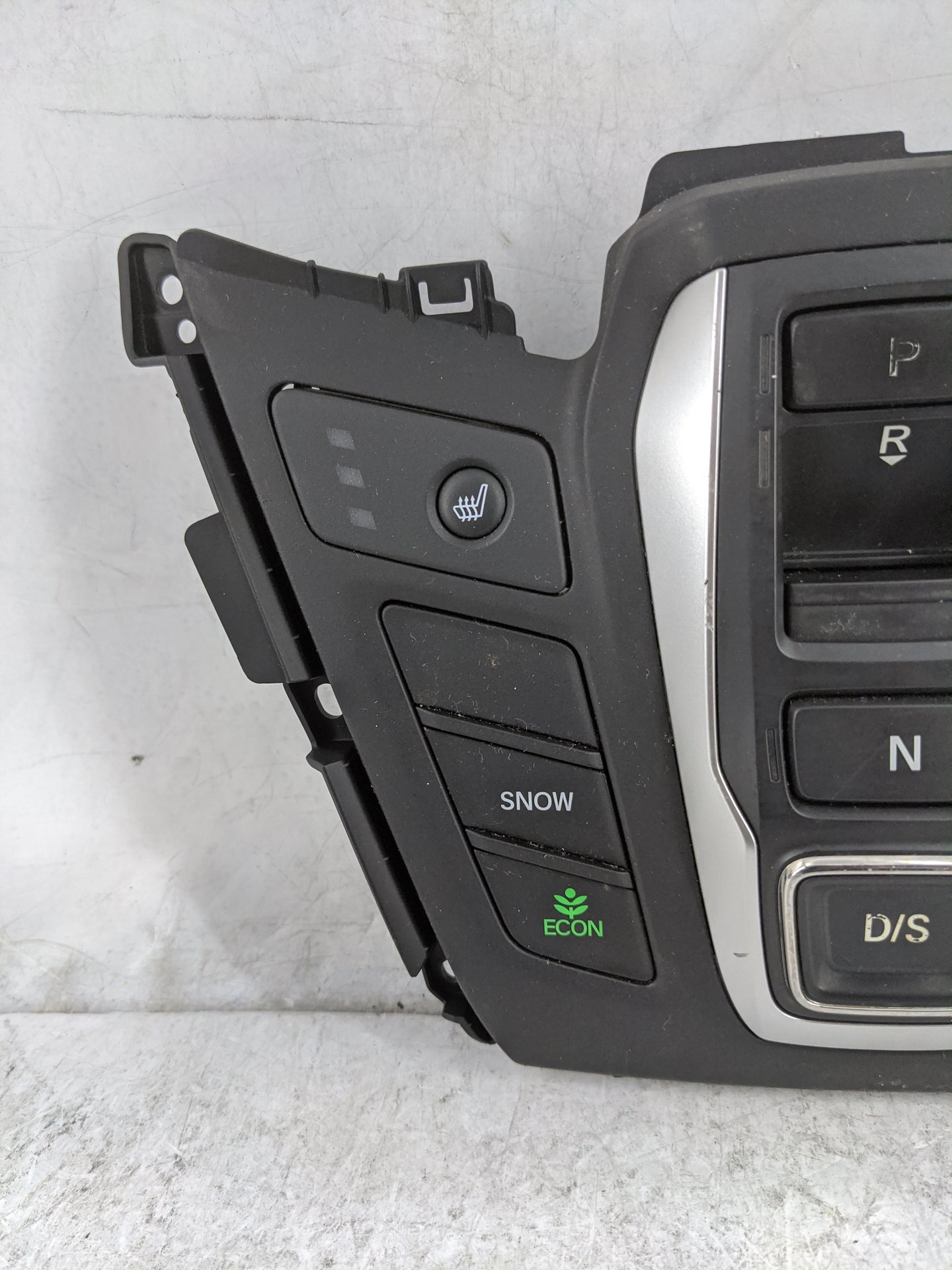 2018 Honda Odyssey Floor Console Assembly Shifter - Oemusedautoparts1.com