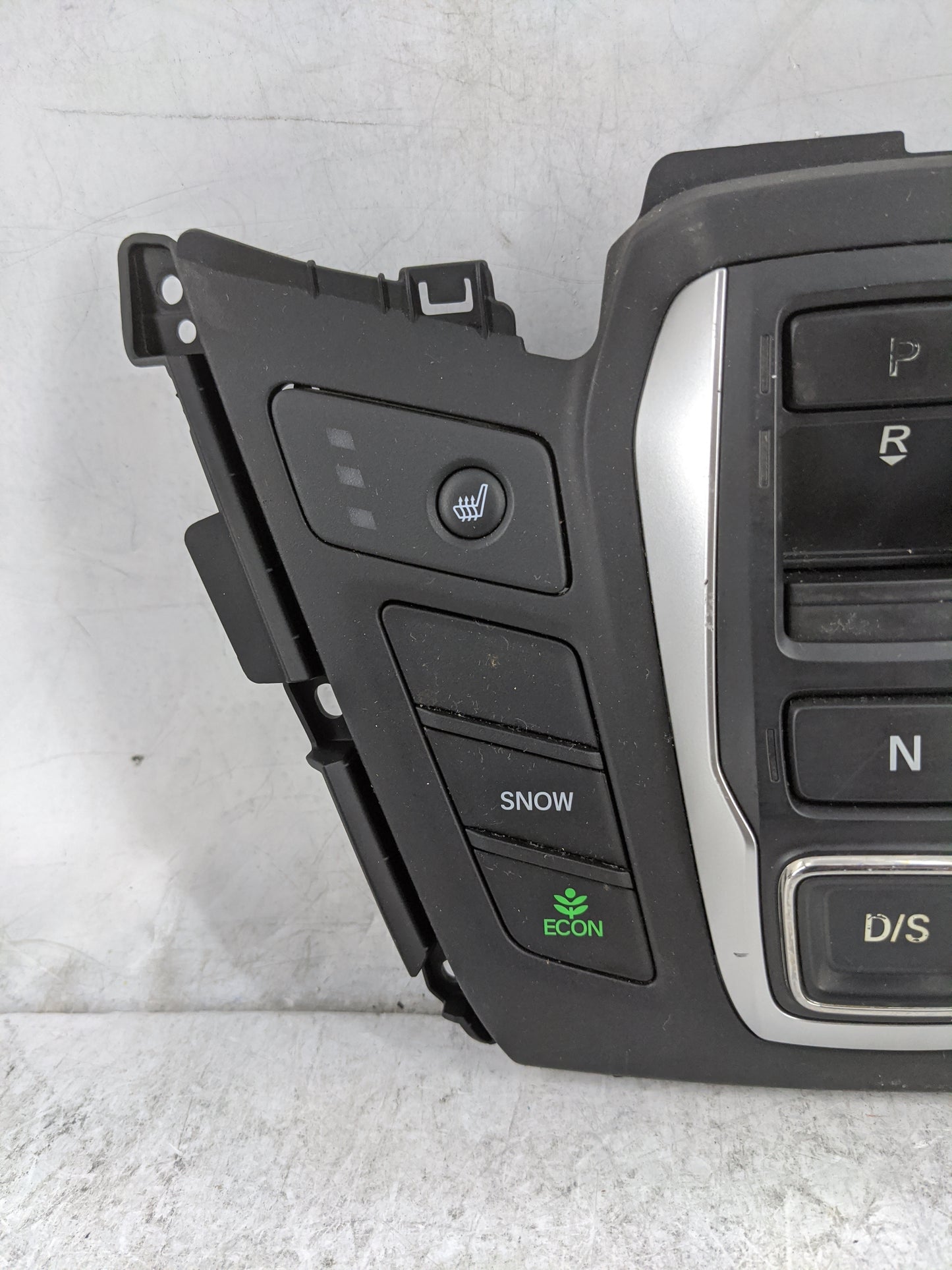 2018 Honda Odyssey Floor Console Assembly Shifter - Oemusedautoparts1.com