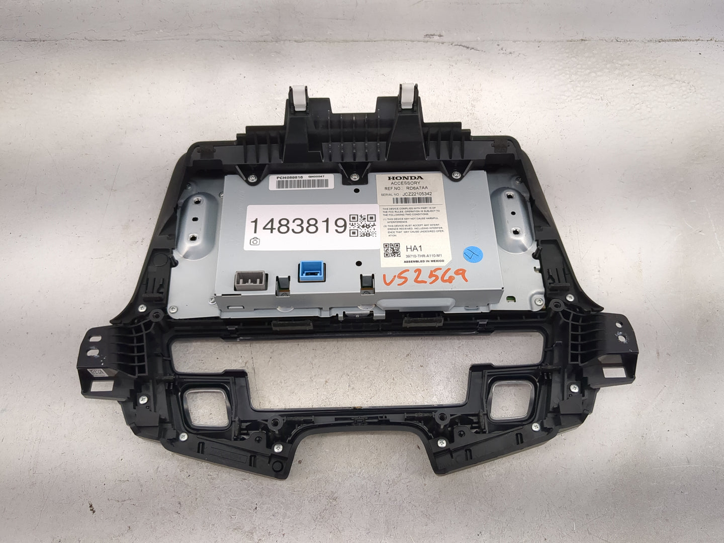 2018 Honda Odyssey Information Display Screen 1483819 - Oemusedautoparts1.com