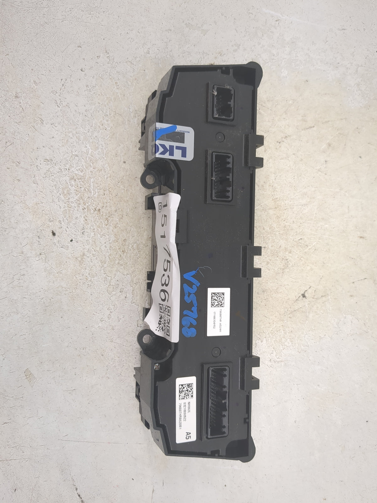 2018 Honda Odyssey Climate Control Module Temperature AC/Heater Replacement P/N:79600THRA520M1 0321809352 Fits OEM Used Auto