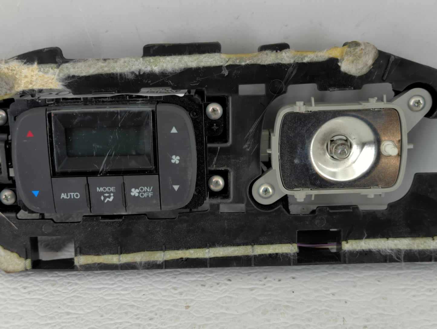 2018 Honda Odyssey Climate Control Module Temperature AC/Heater Replacement P/N:79650THRA410M1 NH900L Fits OEM Used Auto Par
