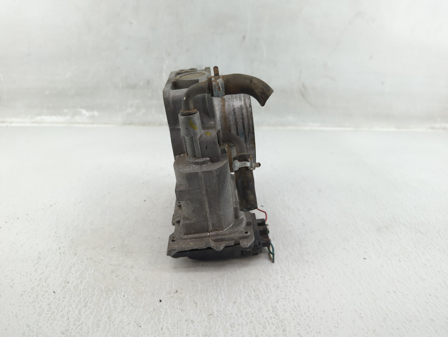 2018 Honda Odyssey Throttle Body P/N:308358 M70713, 0MF60 Fits Fits 2019 2020 2021 2022 OEM Used Auto Parts - Oemusedautopar