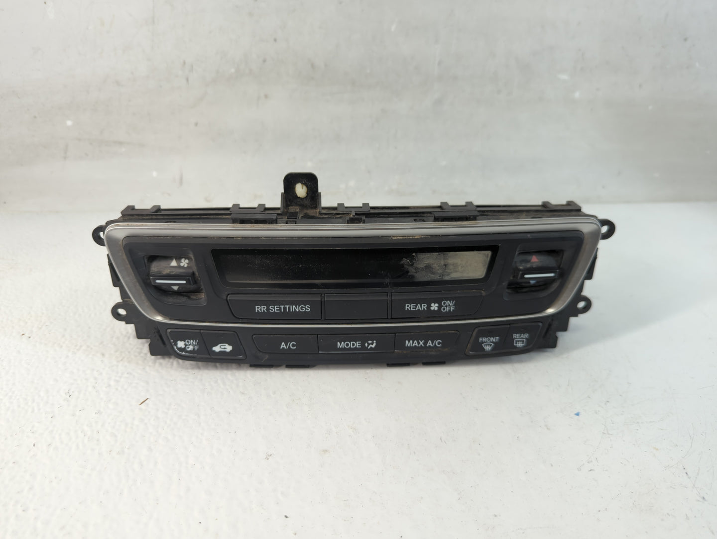 2016-2018 Honda Pilot Climate Control Module Temperature AC/Heater Replacement P/N:79600TG7A011M Fits Fits 2016 2017 2018 OE