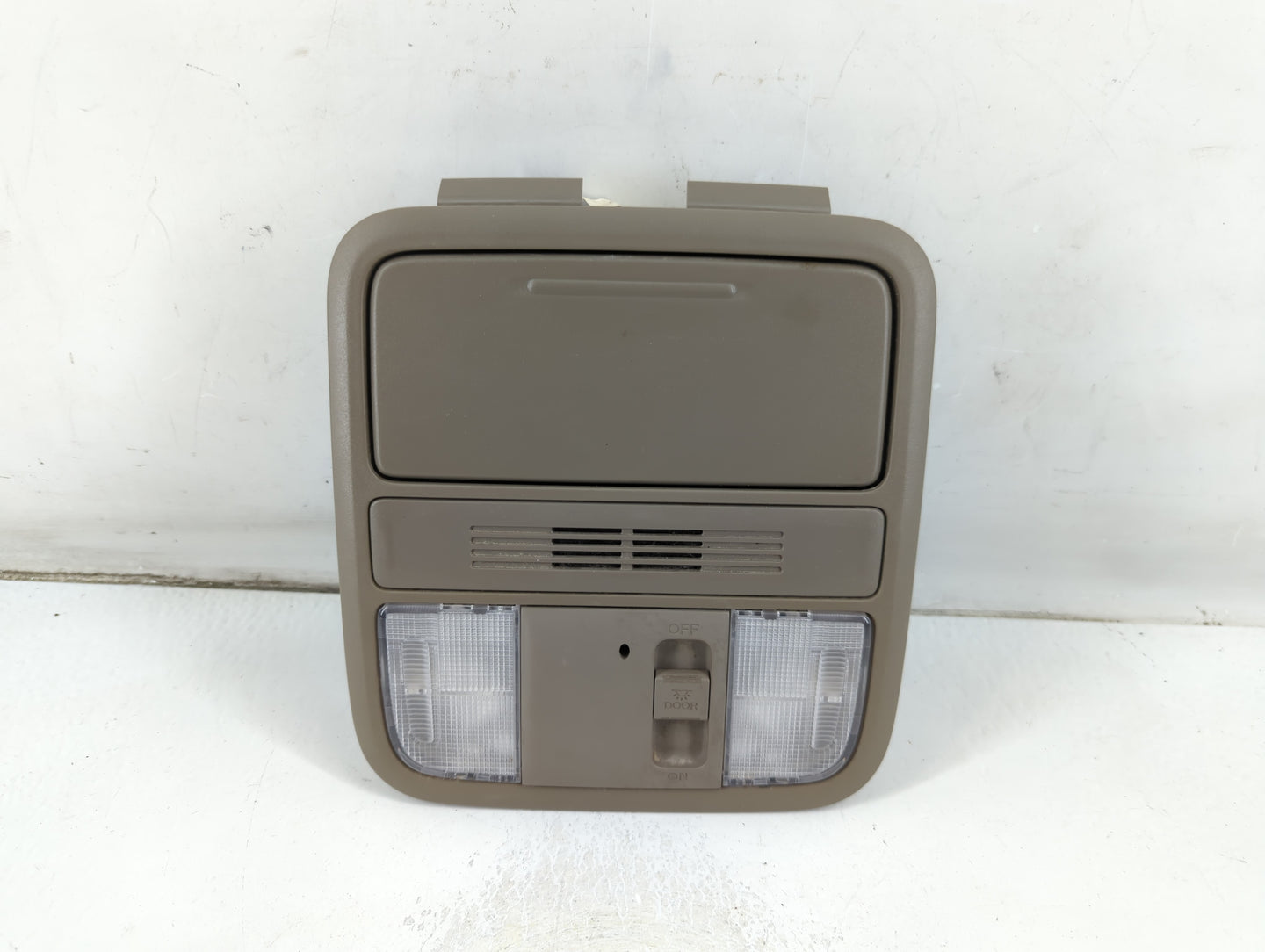 2018 Honda Pilot Overhead Roof Console - Oemusedautoparts1.com
