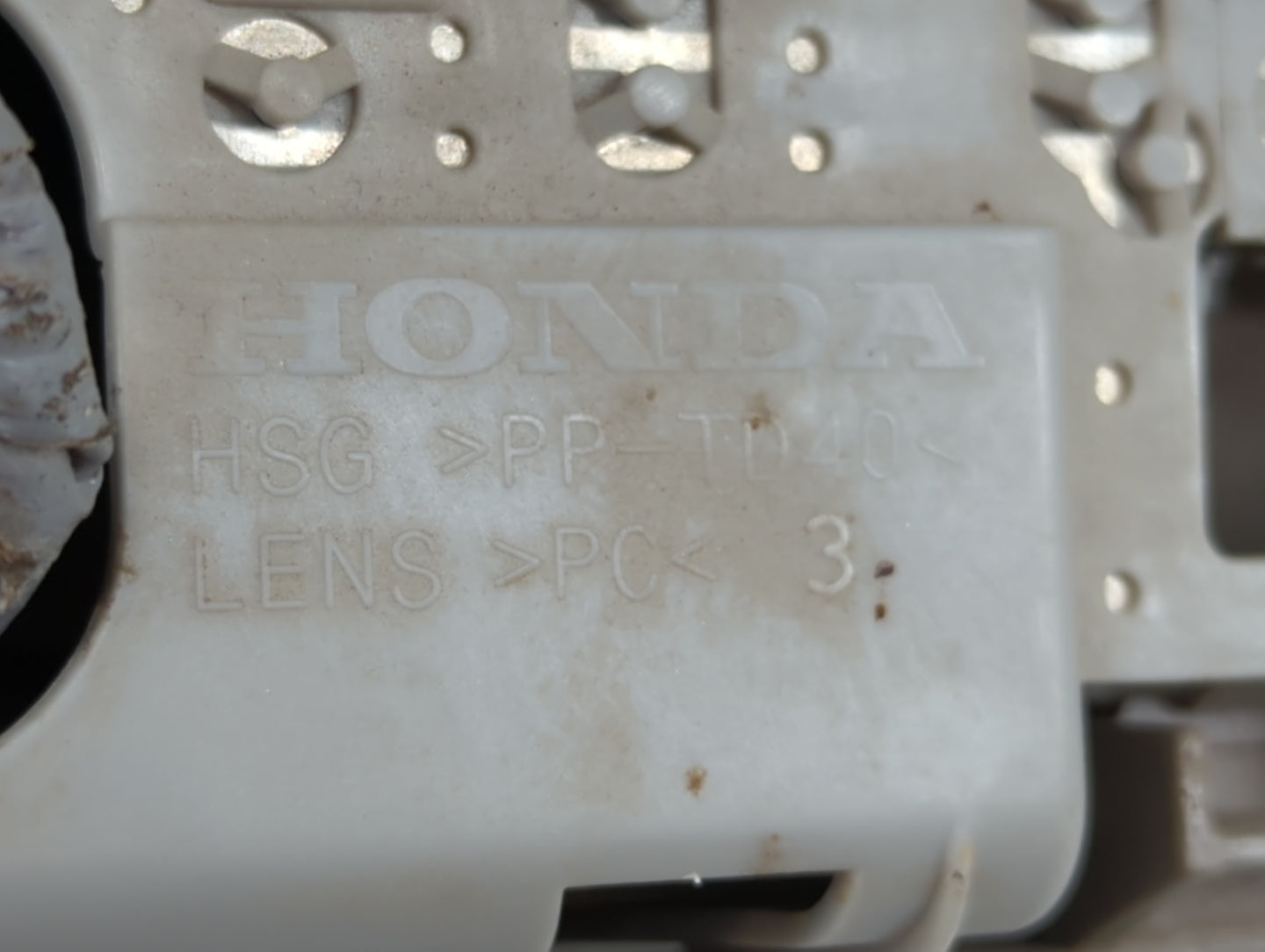 2018 Honda Pilot Overhead Roof Console - Oemusedautoparts1.com