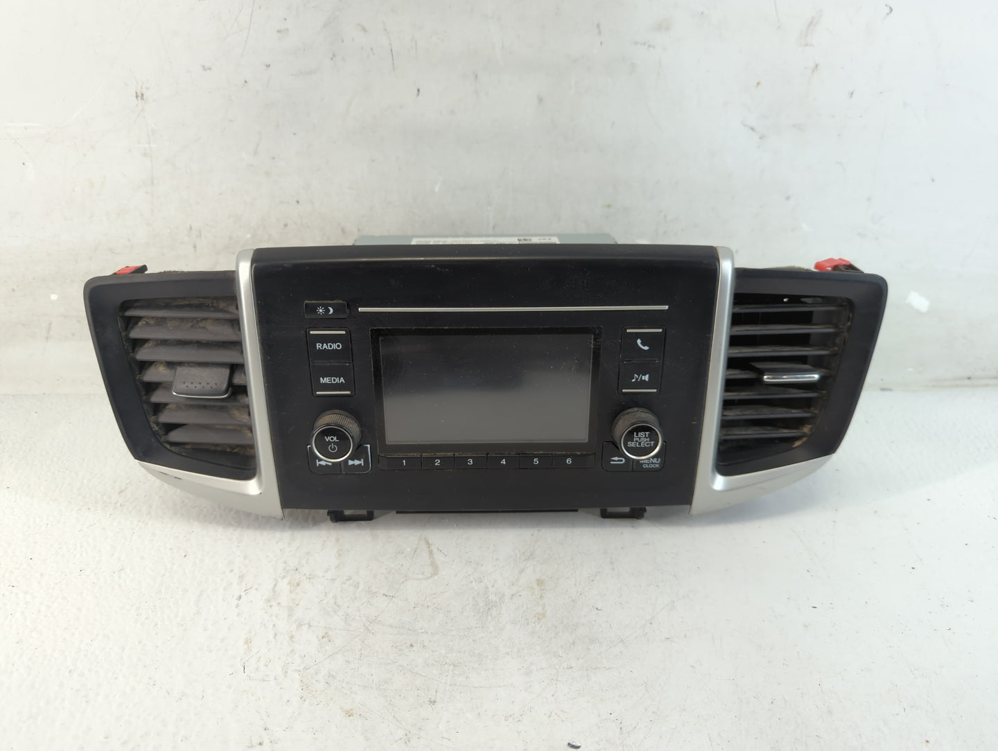 2016-2019 Honda Pilot Radio AM FM Cd Player Receiver Replacement P/N:39100-TG7-A21 Fits Fits 2016 2017 2018 2019 OEM Used Au