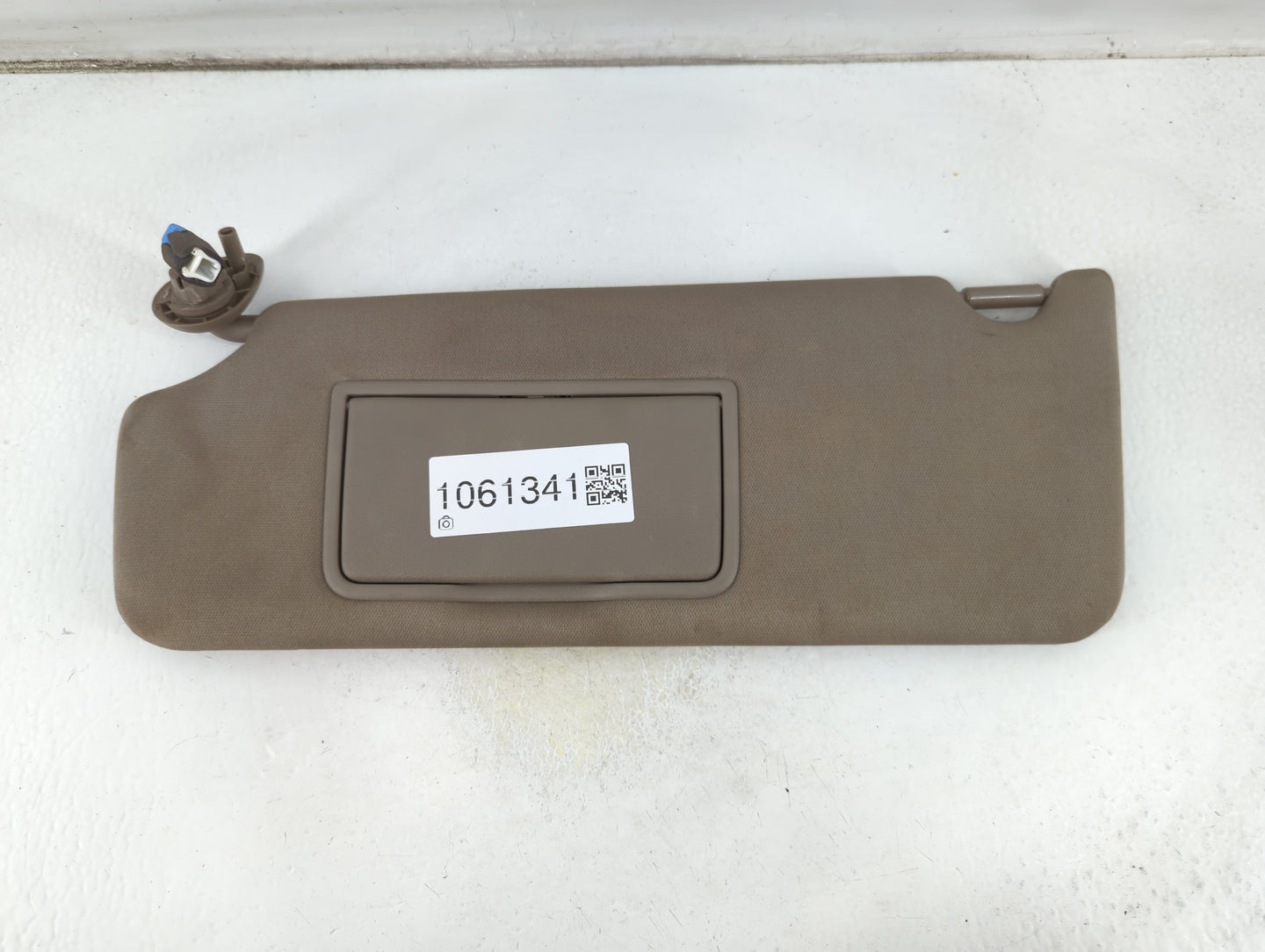 2016-2022 Honda Pilot Sun Visor Shade Replacement Driver Left Mirror Fits Fits 2016 2017 2018 2019 2020 2021 2022 OEM Used A