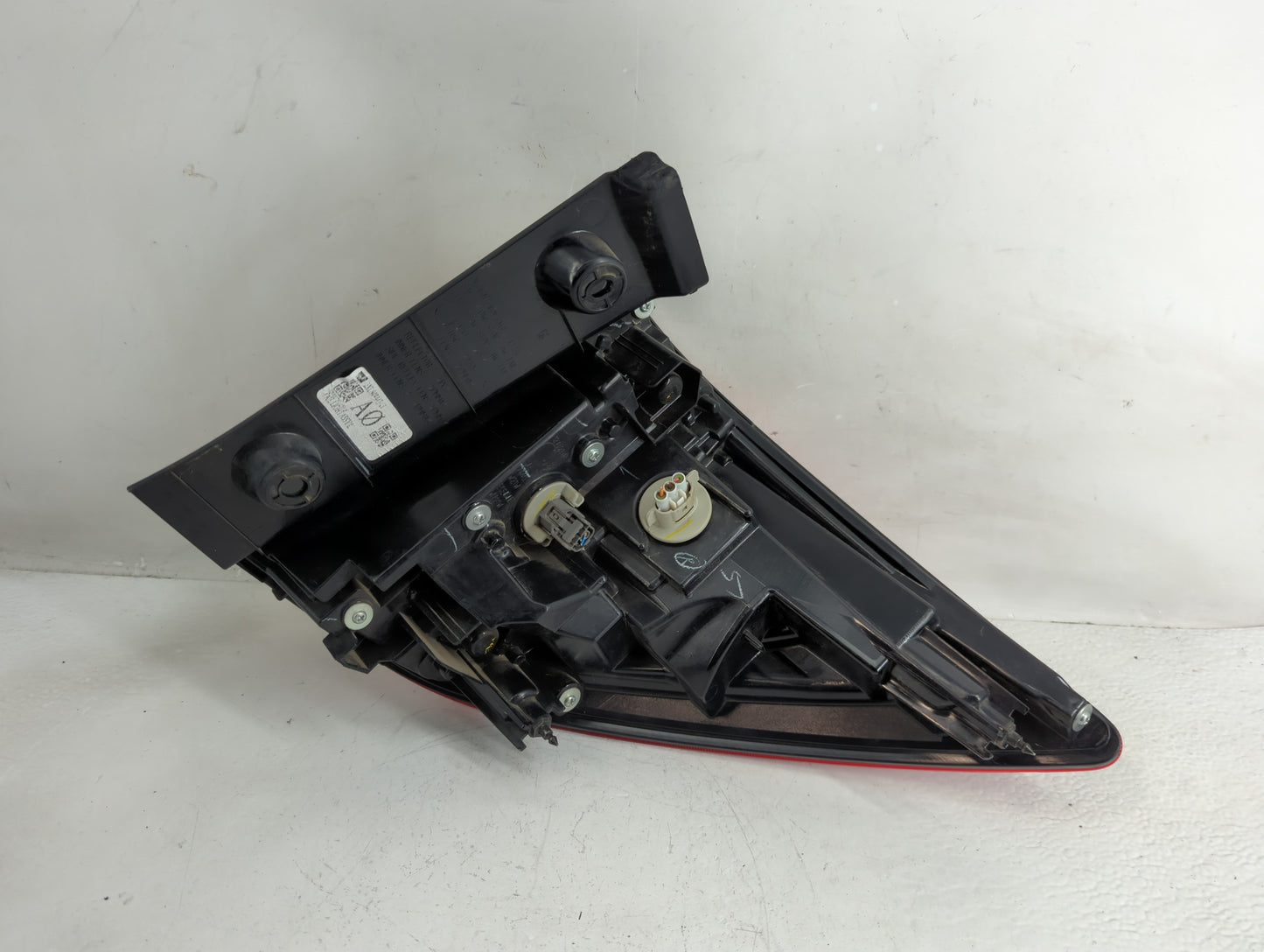 2016-2018 Honda Pilot Tail Light Assembly Driver Left OEM P/N:2XL 949 442-11 Fits Fits 2016 2017 2018 OEM Used Auto Parts - 