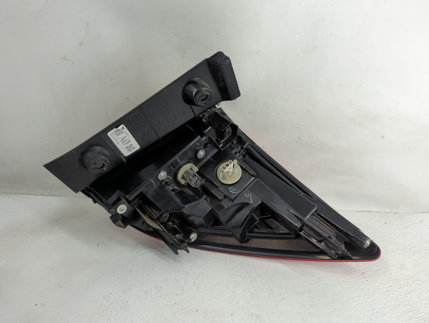 2016-2018 Honda Pilot Tail Light Assembly Driver Left OEM P/N:2XL 949 442-11 Fits Fits 2016 2017 2018 OEM Used Auto Parts - 