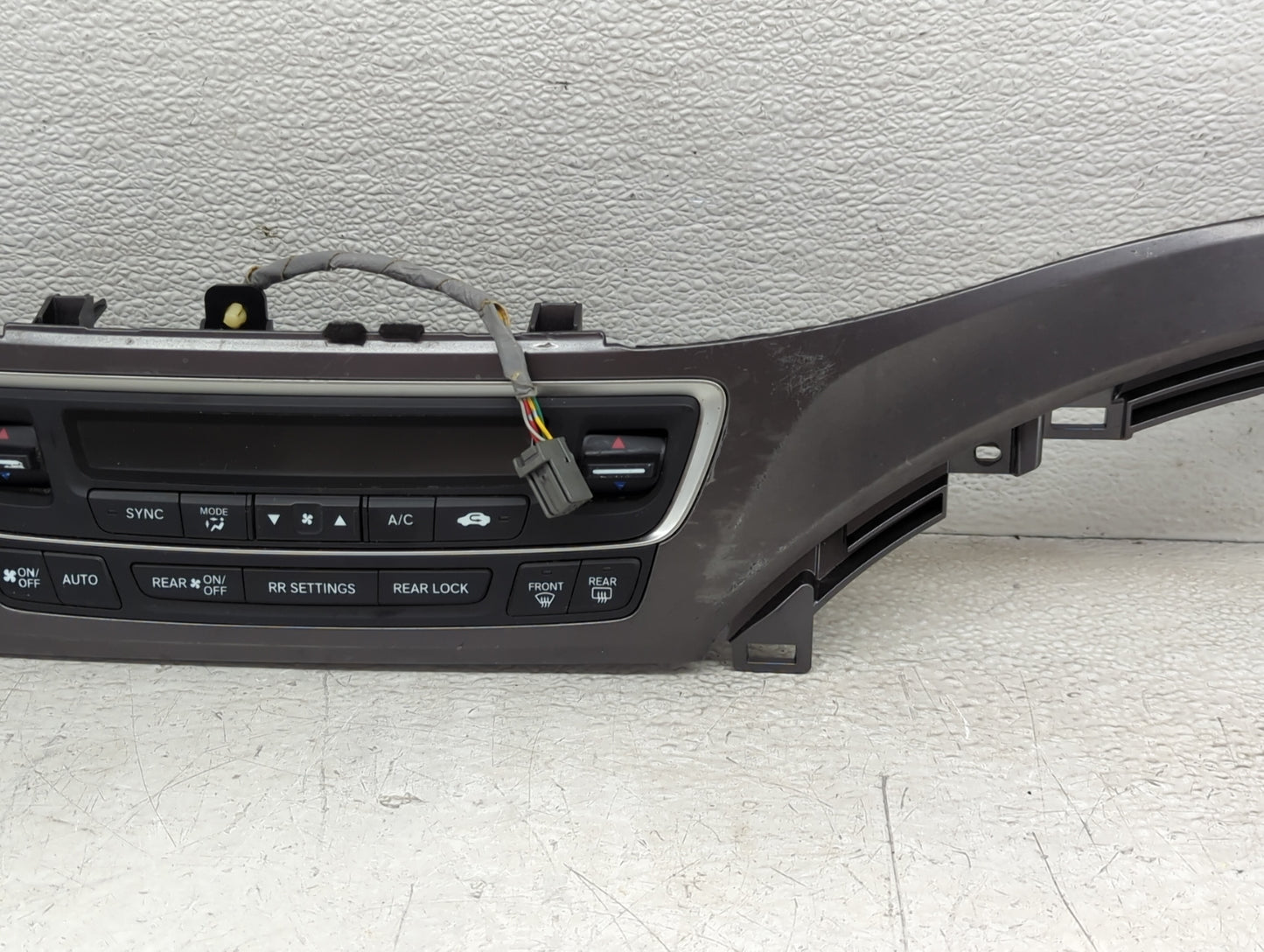 2016-2018 Honda Pilot Climate Control Module Temperature AC/Heater Replacement P/N:79600TG7A220M1 Fits Fits 2016 2017 2018 O