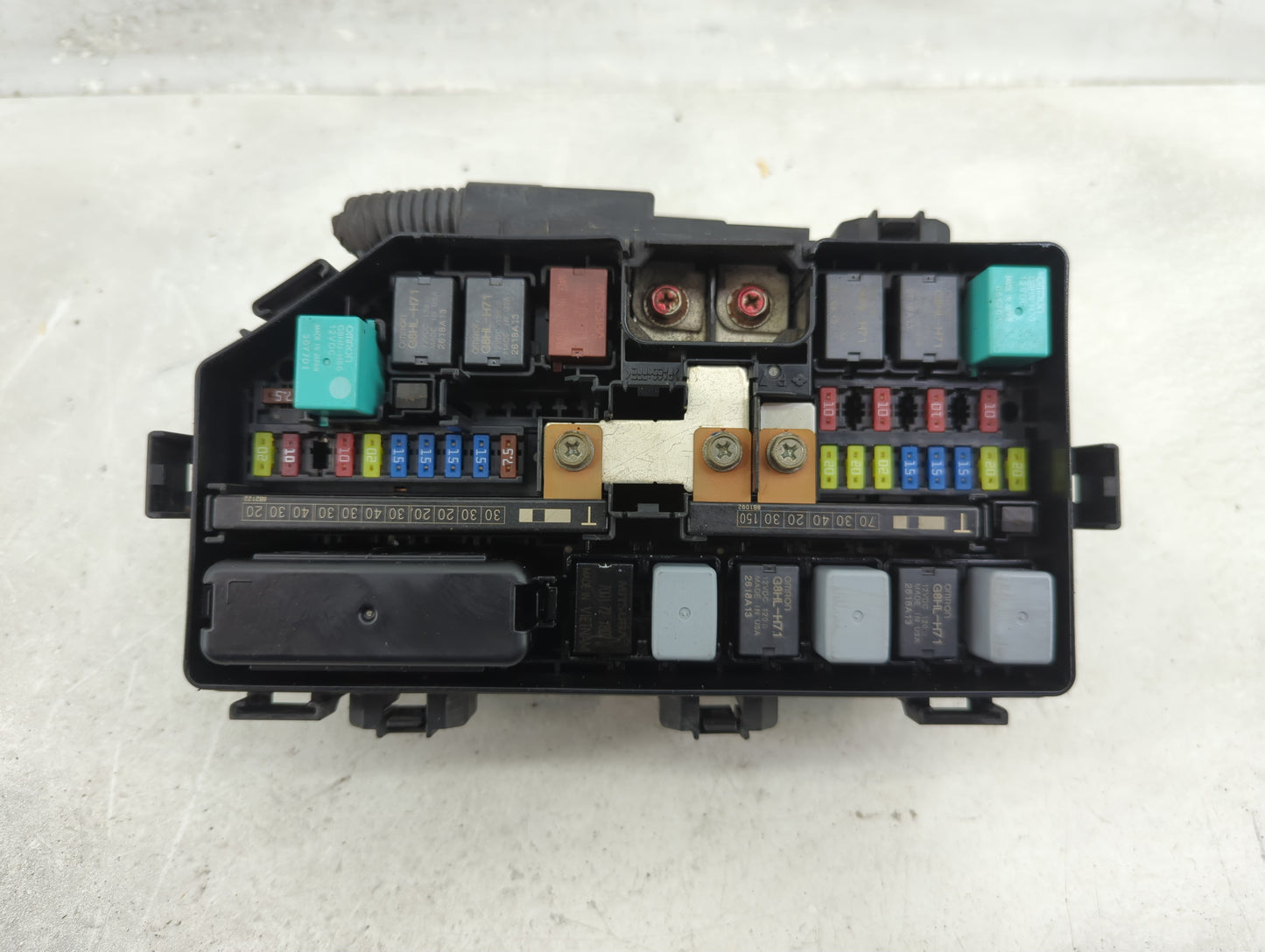 2016-2018 Honda Pilot Fusebox Fuse Box Panel Relay Module Fits Fits 2016 2017 2018 OEM Used Auto Parts - Oemusedautoparts1.c