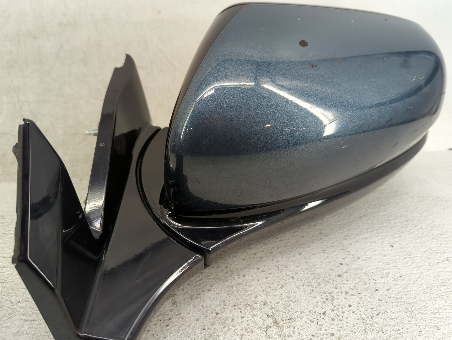 2017-2018 Honda Pilot Driver Left Side View Manual Door Mirror - Oemusedautoparts1.com