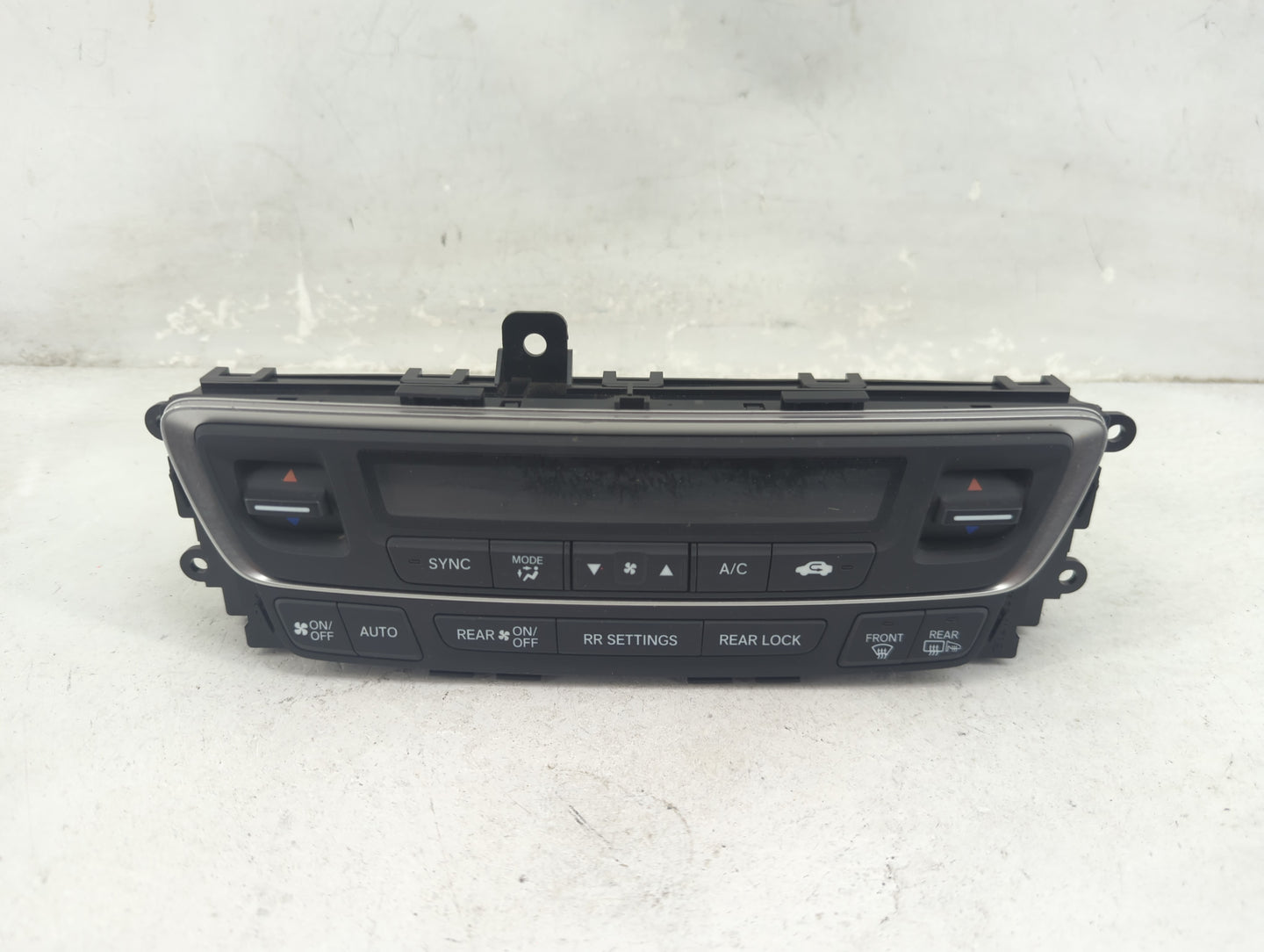 2016-2018 Honda Pilot Climate Control Module Temperature AC/Heater Replacement P/N:79600TG7A620M1 Fits Fits 2016 2017 2018 O