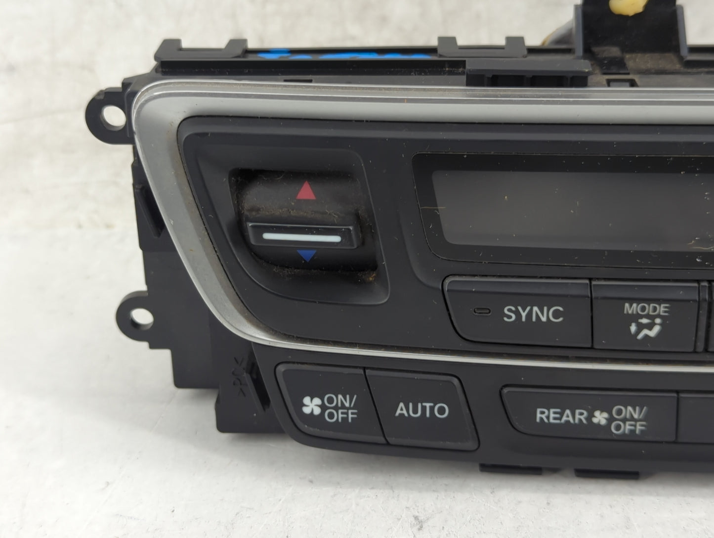 2016-2018 Honda Pilot Climate Control Module Temperature AC/Heater Replacement P/N:79600TG7A620M1 Fits Fits 2016 2017 2018 O