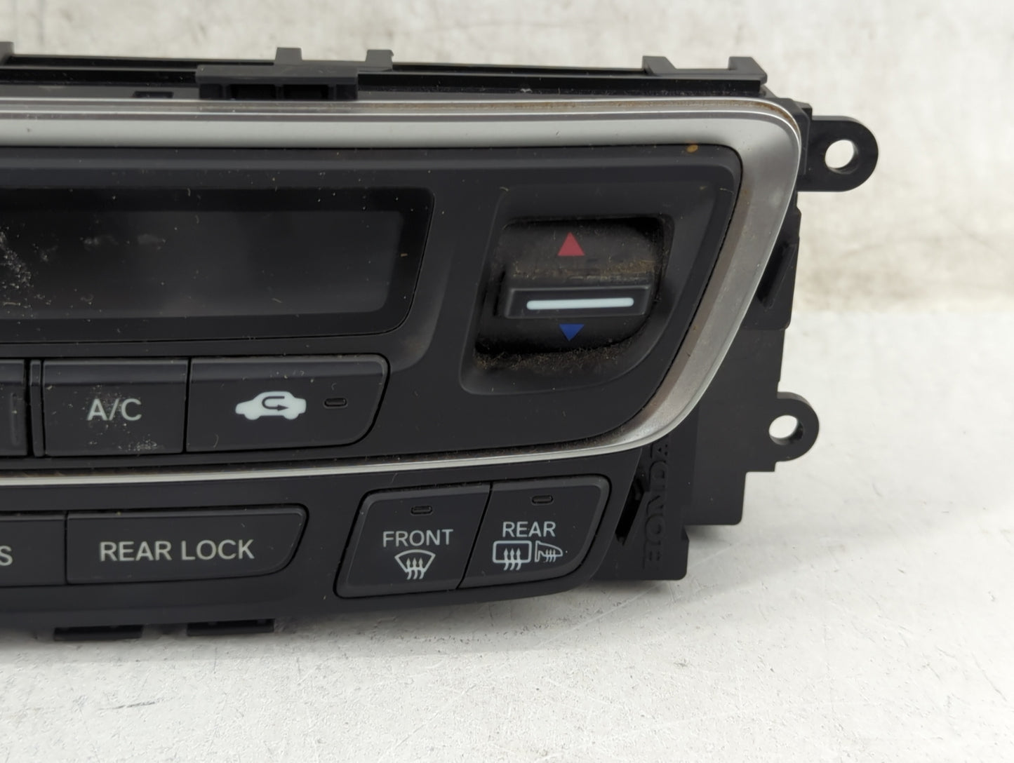2016-2018 Honda Pilot Climate Control Module Temperature AC/Heater Replacement P/N:79600TG7A620M1 Fits Fits 2016 2017 2018 O