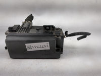 2016-2018 Honda Pilot Fusebox Fuse Box Panel Relay Module P/N:38250-T2A-A02 38250T2AA02 Fits Fits 2016 2017 2018 OEM Used Au