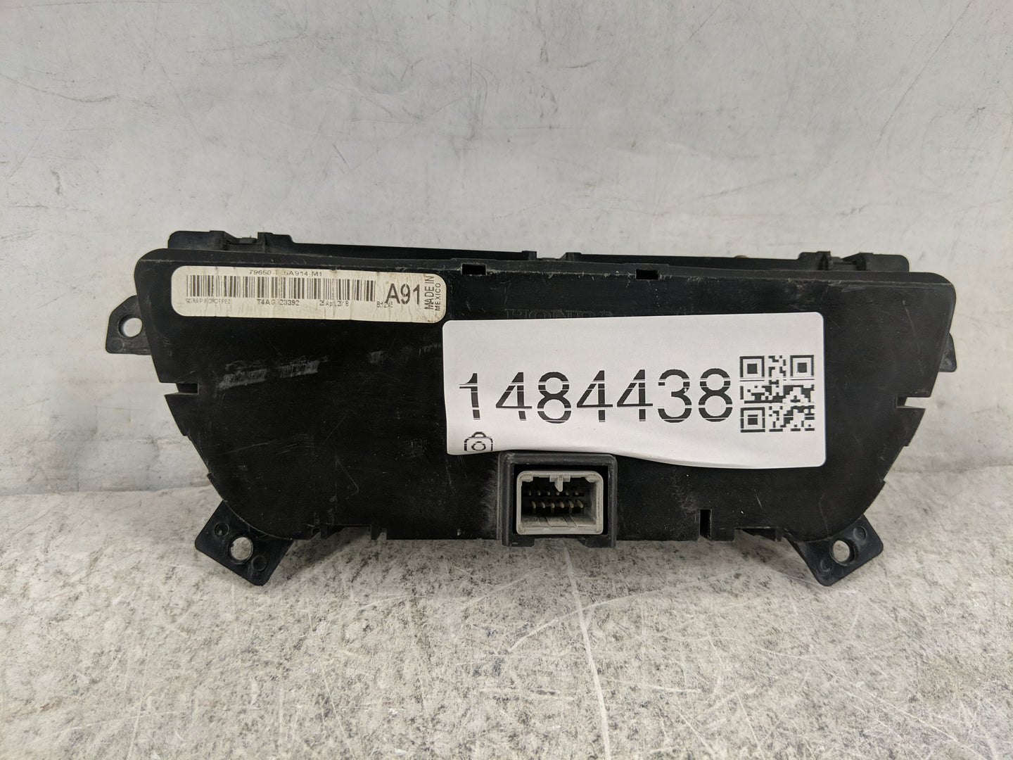 2016-2018 Honda Pilot Climate Control Module Temperature AC/Heater Replacement P/N:79650-TG7-A914-M1 Fits Fits 2016 2017 201